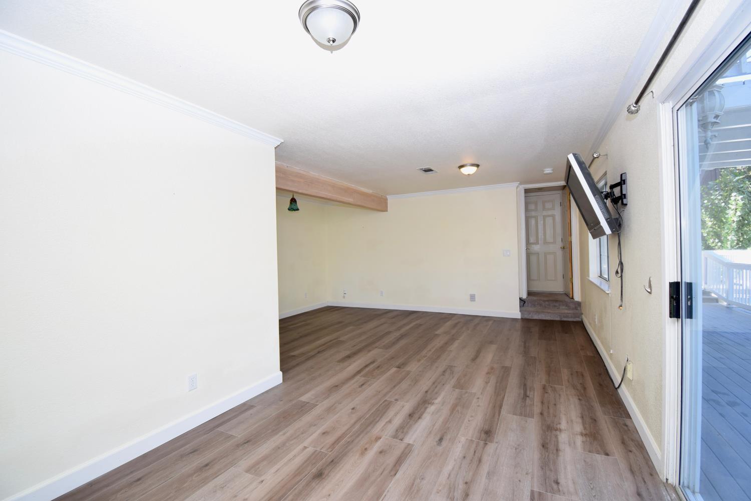 Oakhurst, California, 93644, United States, 4 Bedrooms Bedrooms, ,3 BathroomsBathrooms,Residential,For Sale,1984203