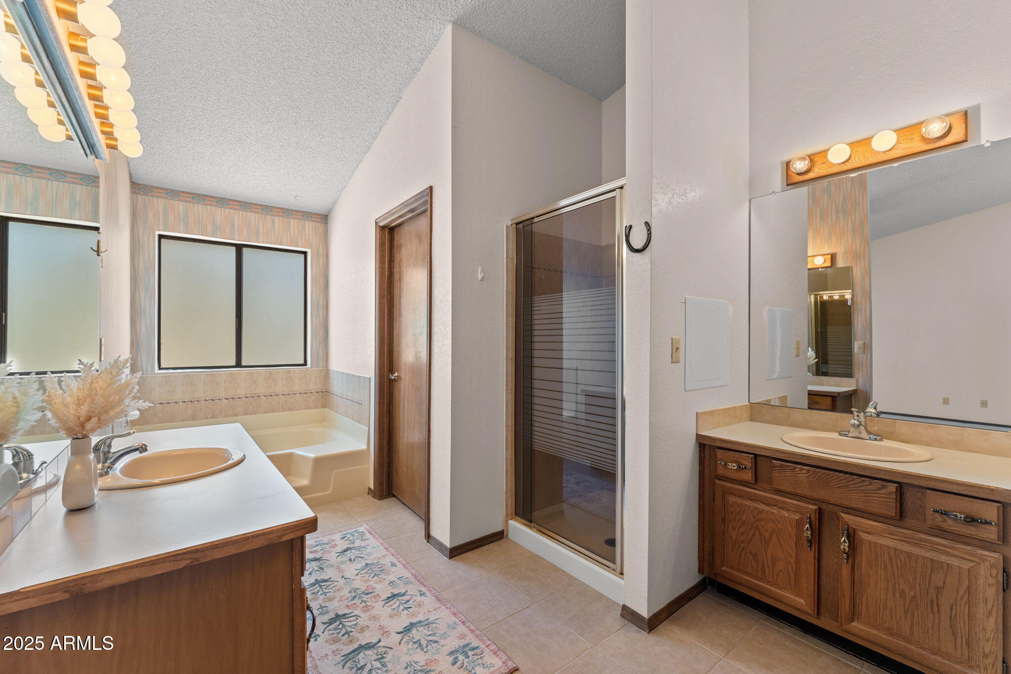 Wickenburg, Arizona, 85390, United States, 3 Bedrooms Bedrooms, ,2 BathroomsBathrooms,Residential,For Sale,1983764