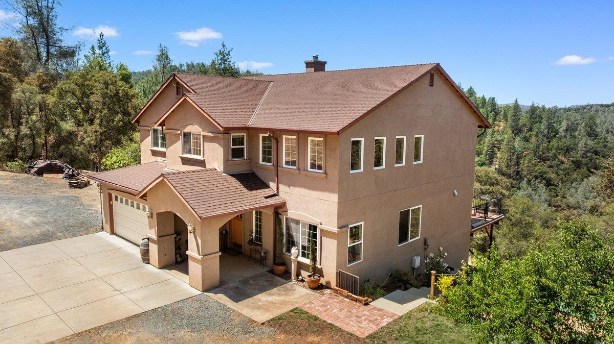 Grass Valley, California, 95949, United States, 4 Bedrooms Bedrooms, ,3 BathroomsBathrooms,Residential,For Sale,1924351
