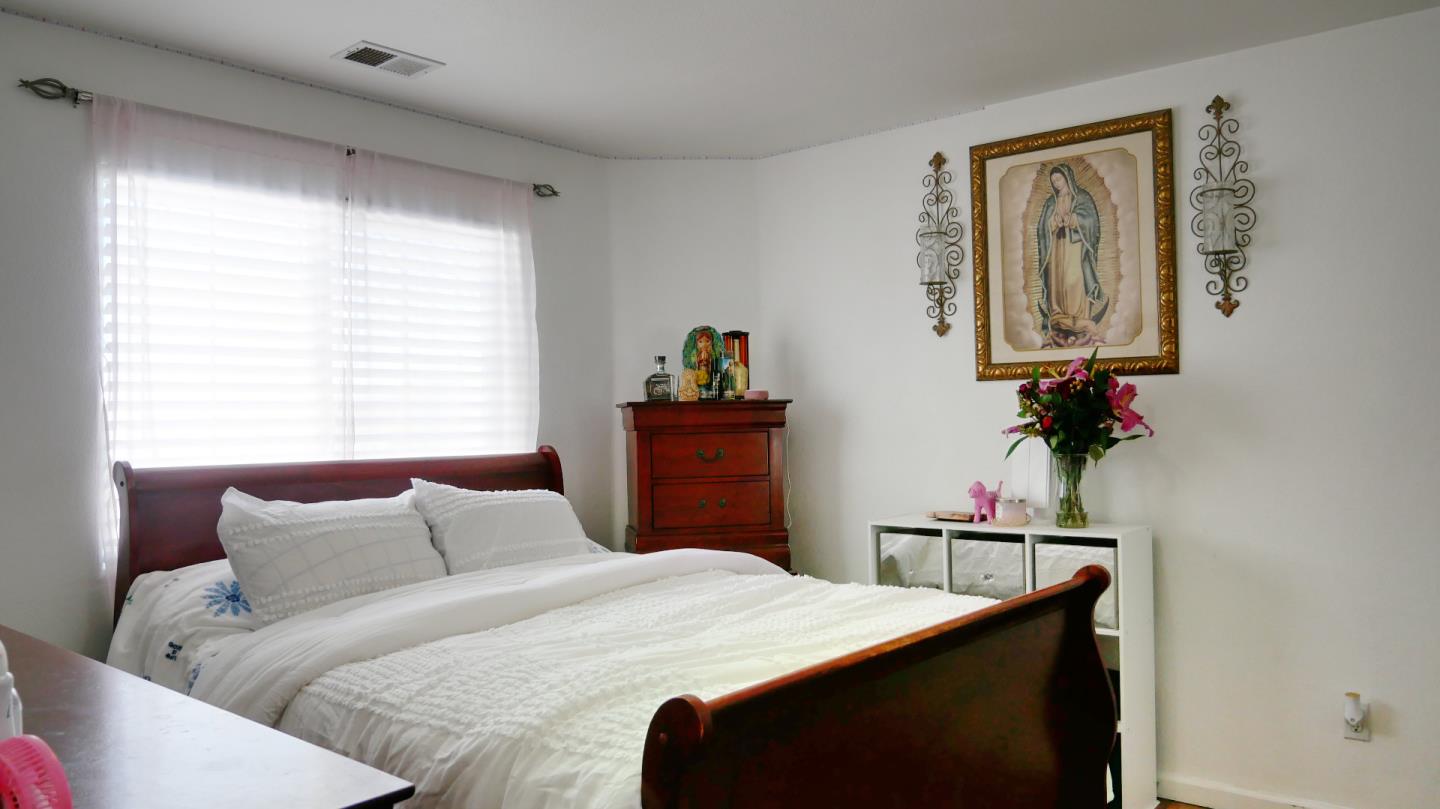 Richmond, California, 94801, United States, 3 Bedrooms Bedrooms, ,3 BathroomsBathrooms,Residential,For Sale,1978475