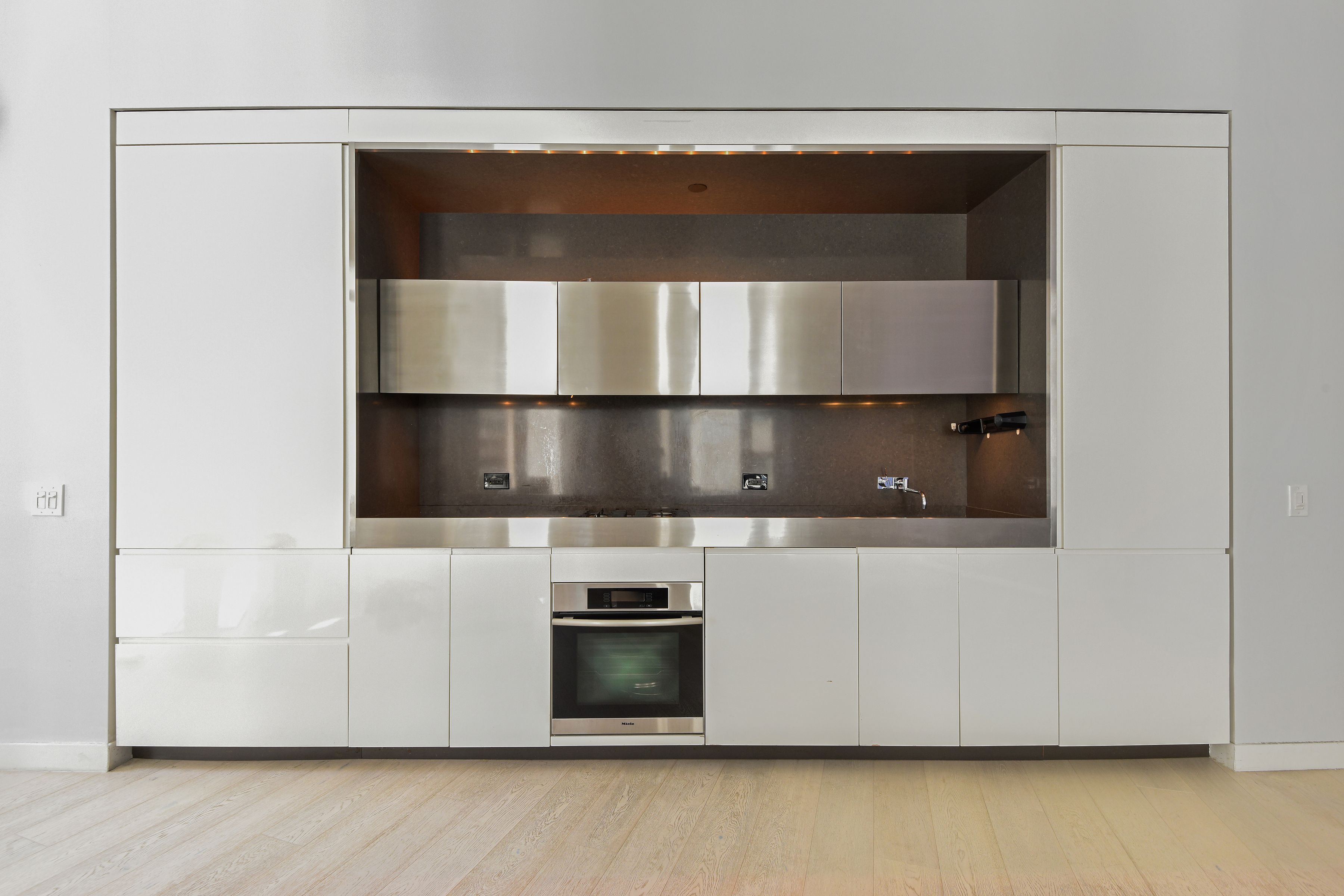  15 William Street 17E - 物件實景