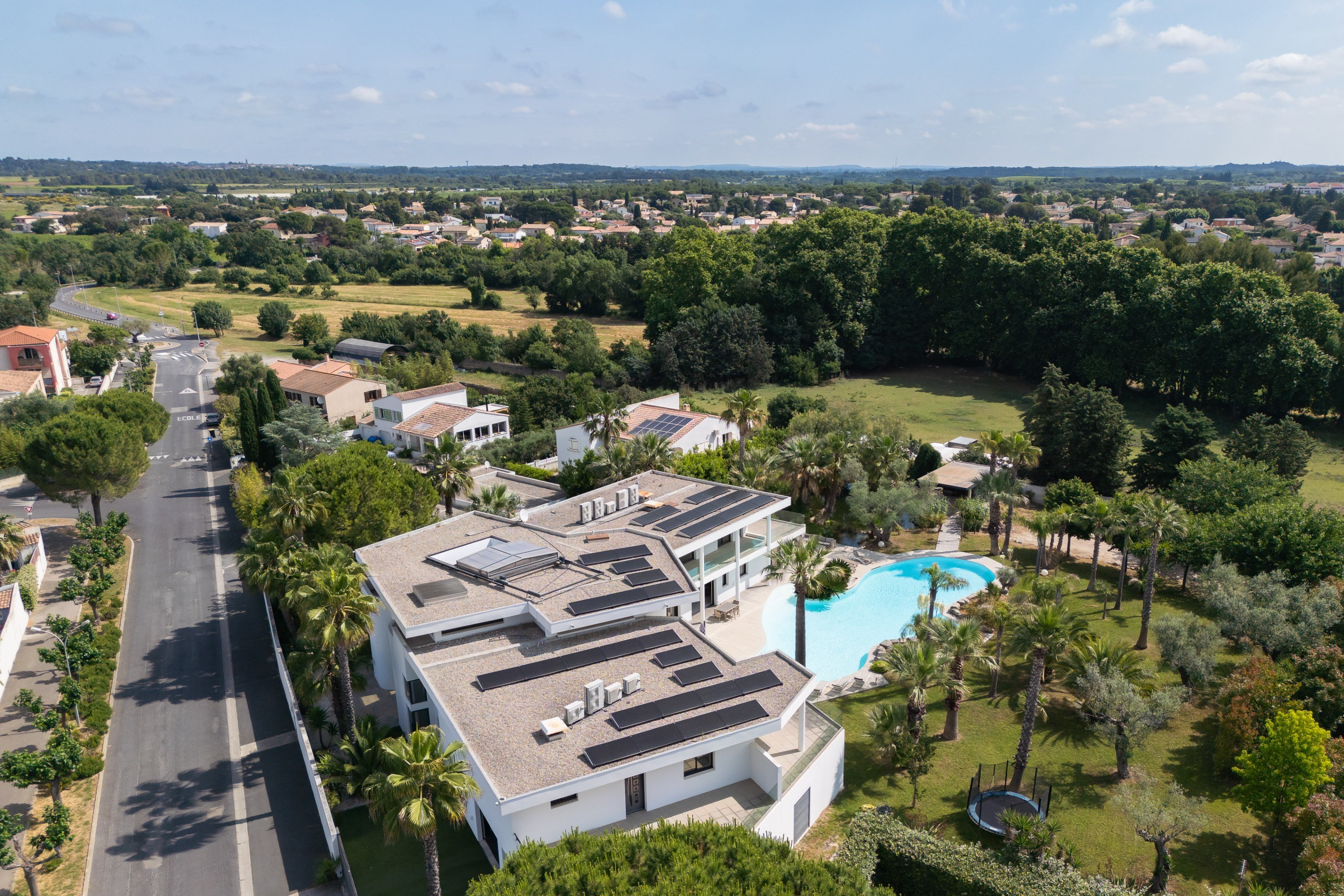 An amazing contemporary property - 物件實景