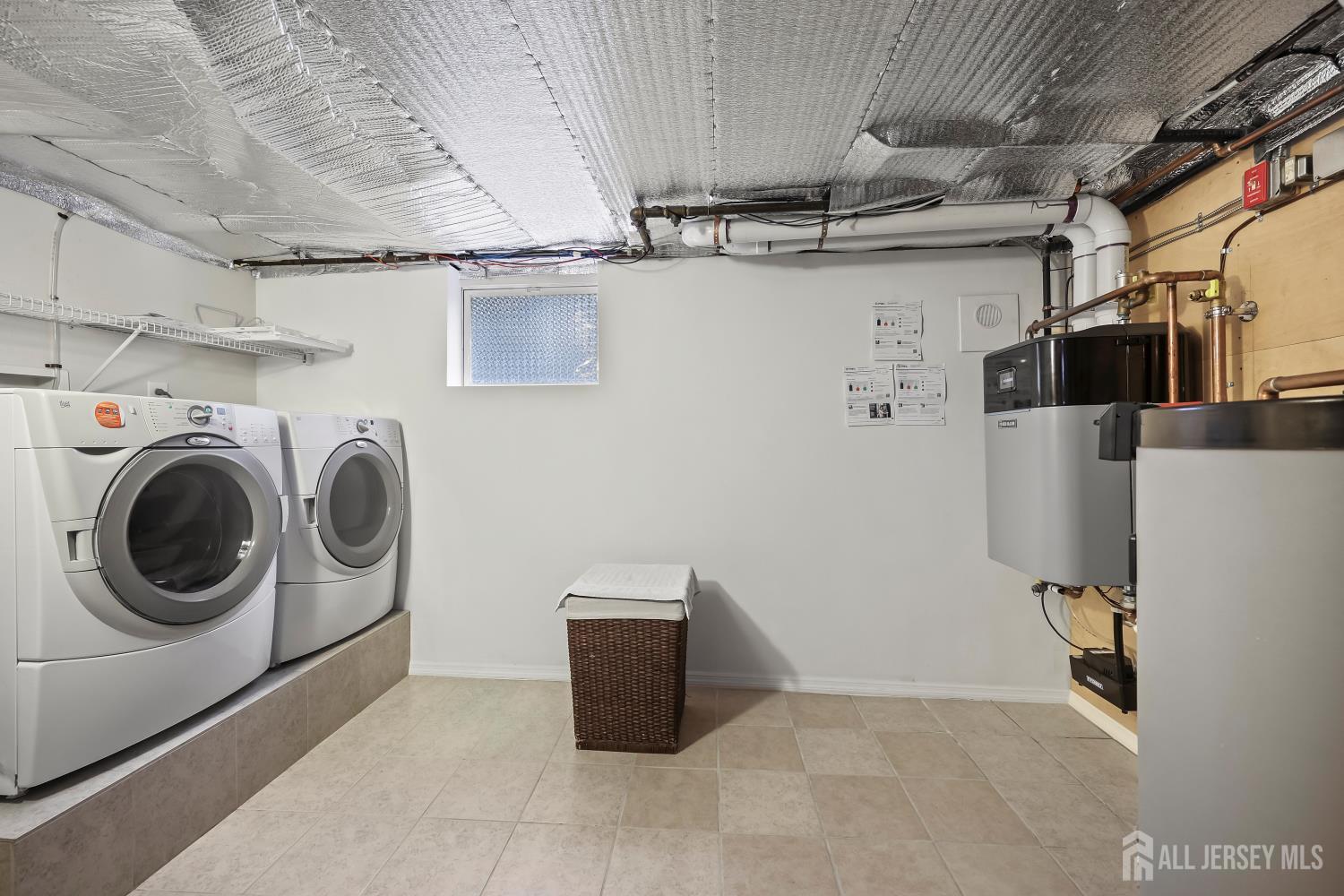 South Amboy, New Jersey, 08879, United States, 4 Bedrooms Bedrooms, ,3 BathroomsBathrooms,Residential,For Sale,1829503