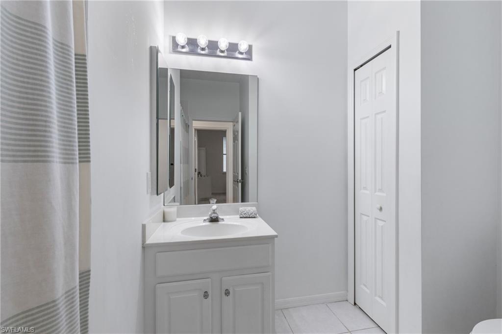 Fort Myers, Florida, 33967, United States, 3 Bedrooms Bedrooms, ,2 BathroomsBathrooms,Residential,For Sale,1940924