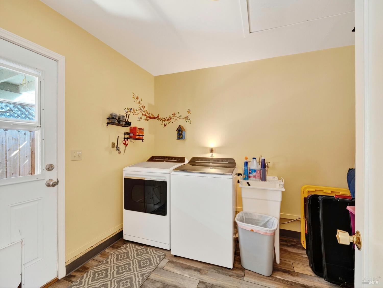 St. Helena, California, 94574, United States, 2 Bedrooms Bedrooms, ,2 BathroomsBathrooms,Residential,For Sale,1932187