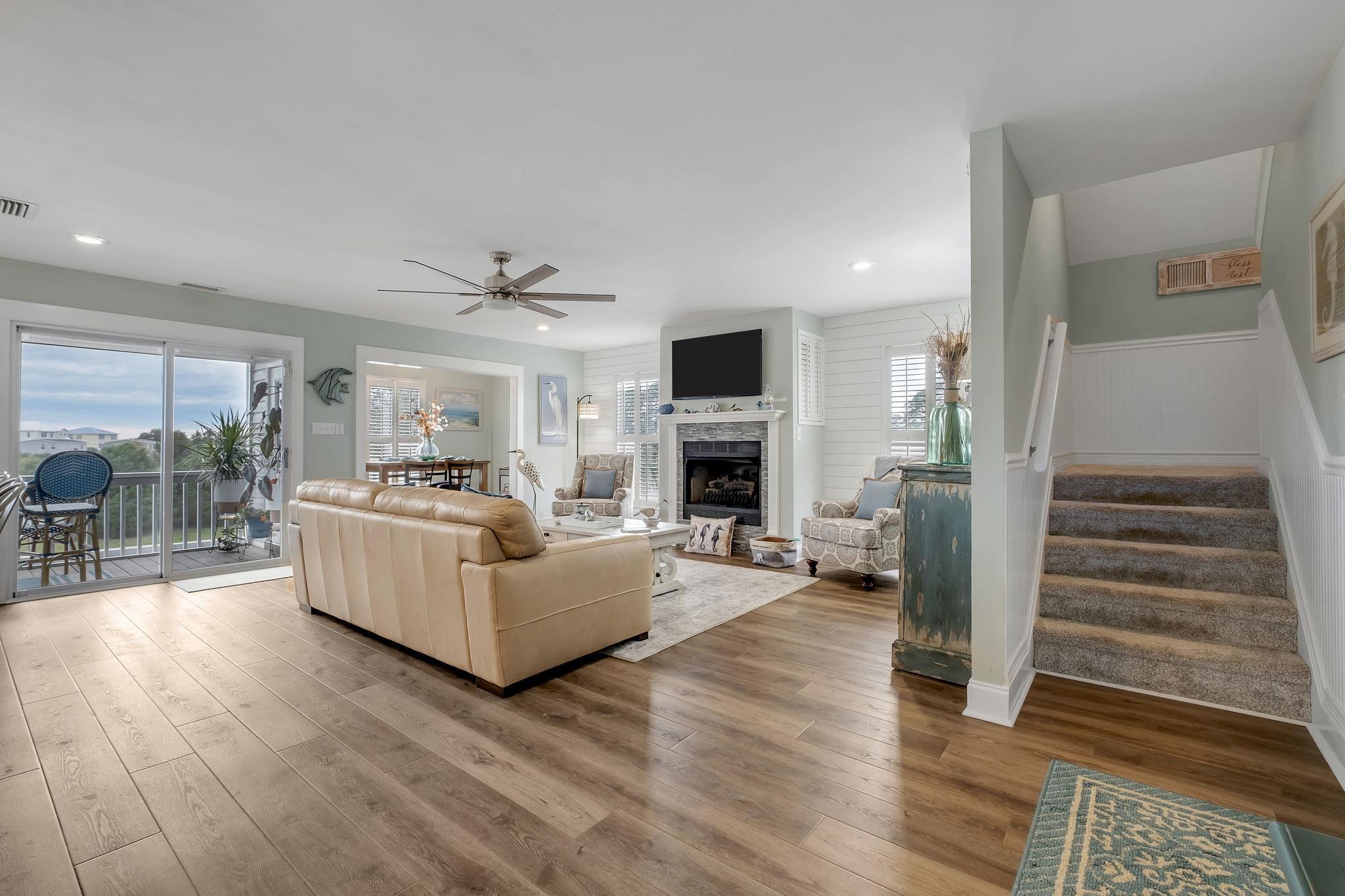 Crawfordville, Florida, 32327, United States, 4 Bedrooms Bedrooms, ,3 BathroomsBathrooms,Residential,For Sale,2003294