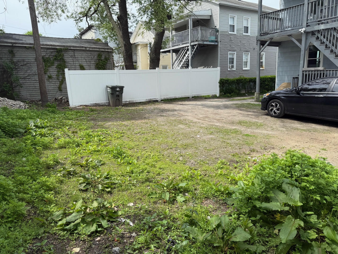 Bridgeport, Connecticut, 06610, United States, 6 Bedrooms Bedrooms, ,3 BathroomsBathrooms,Residential,For Sale,1929111