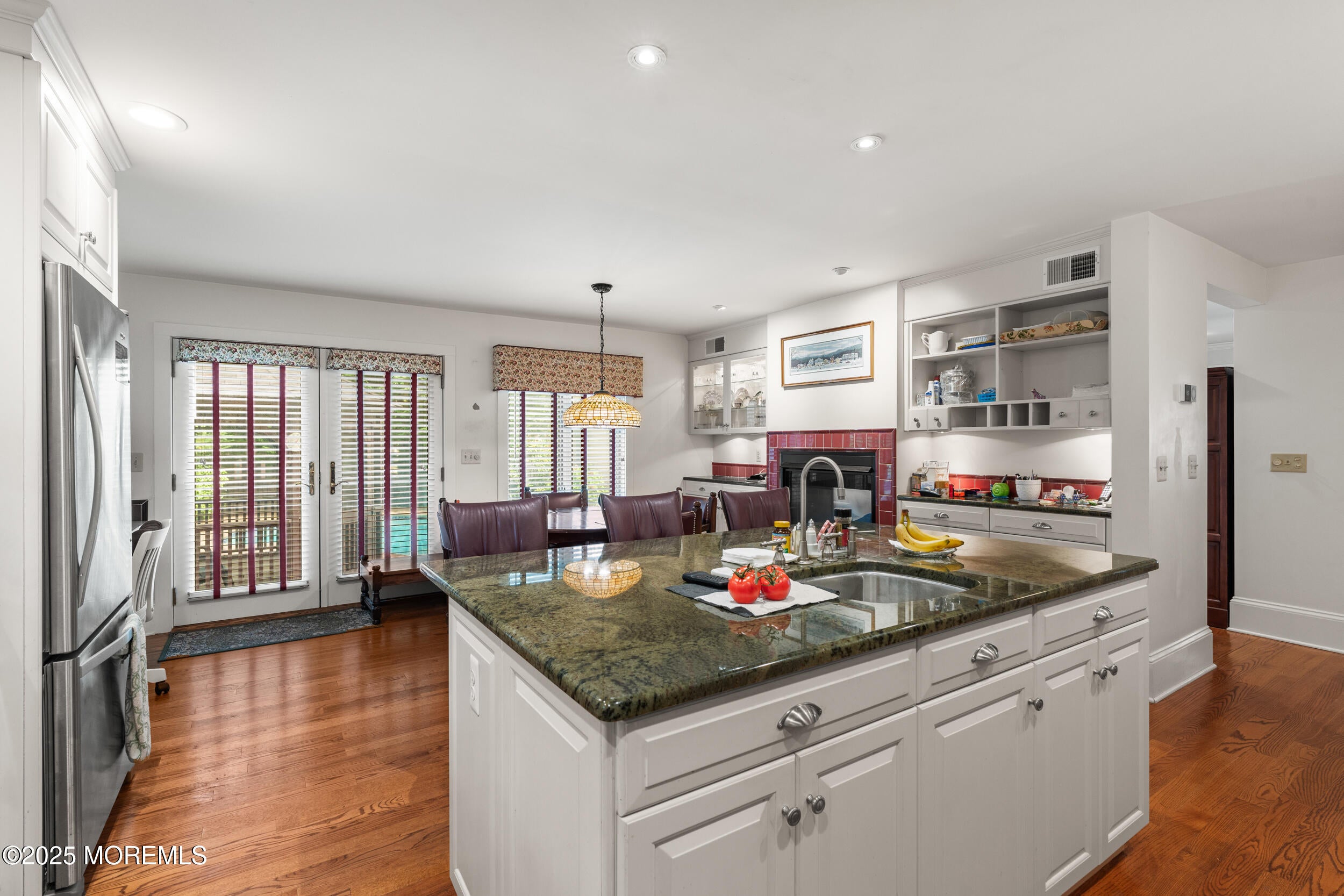 Allenhurst, New Jersey, 07711, United States, 6 Bedrooms Bedrooms, ,4 BathroomsBathrooms,Residential,For Sale,1977688