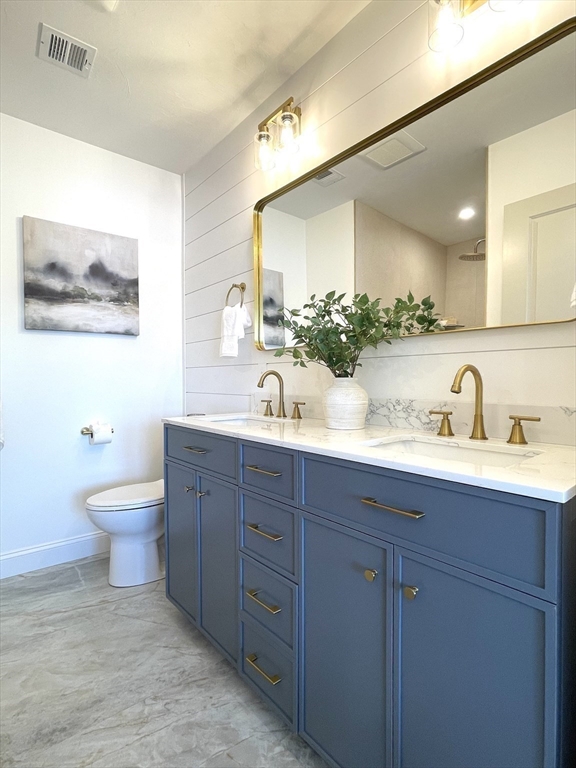 Bellingham, Massachusetts, 02019, United States, 4 Bedrooms Bedrooms, ,4 BathroomsBathrooms,Residential,For Sale,1927389