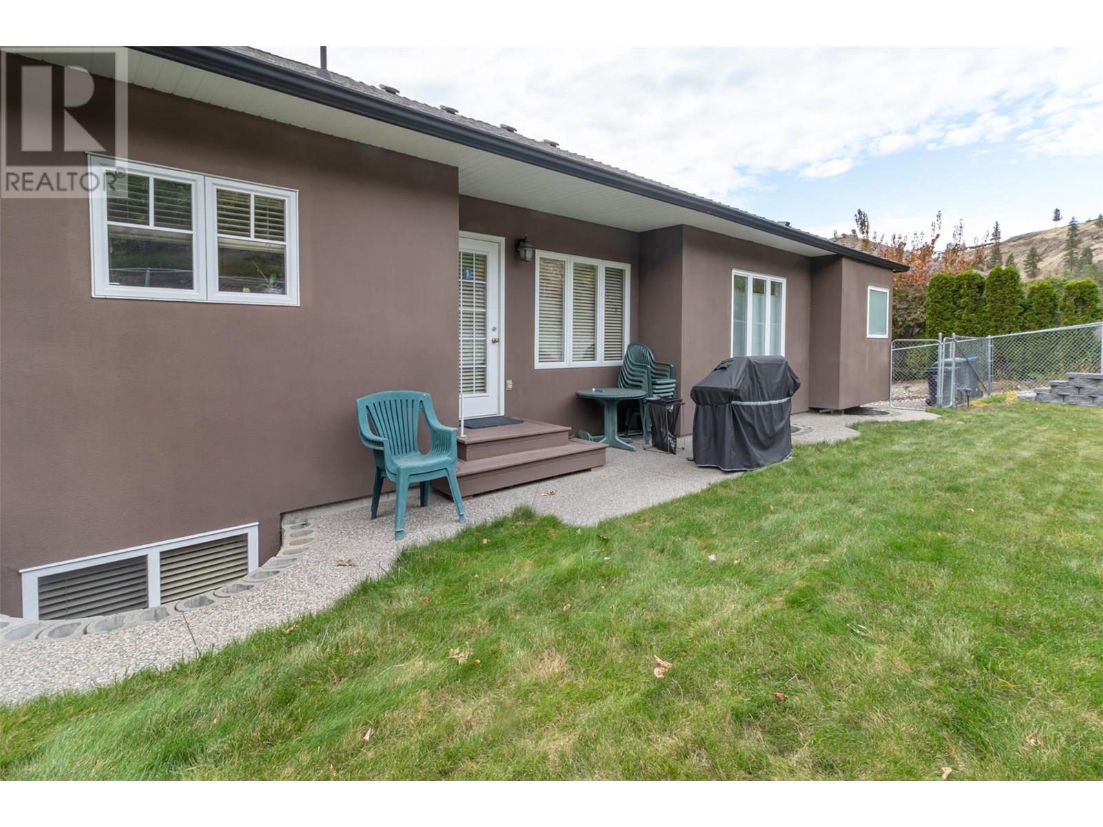 WEST KELOWNA, British Columbia, V1Y 6G1, CA, 5 Bedrooms Bedrooms, ,3 BathroomsBathrooms,Residential,For Sale,1892730