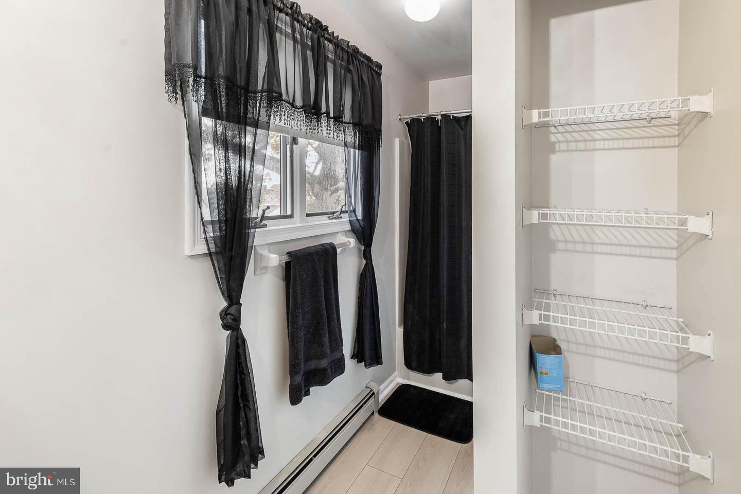 Chalfont, Pennsylvania, 18914, United States, 4 Bedrooms Bedrooms, ,4 BathroomsBathrooms,Residential,For Sale,1991074