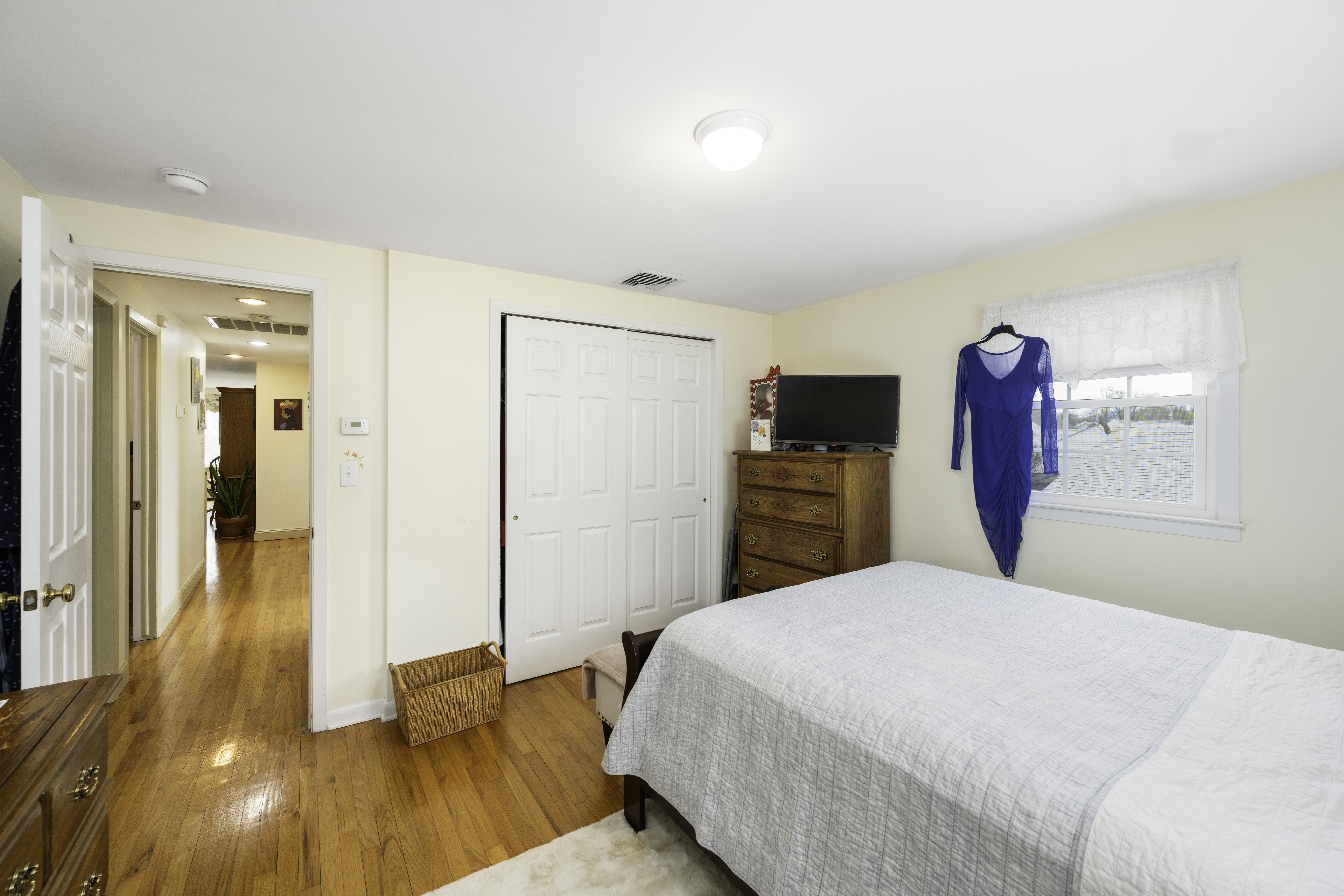 Wappingers Falls, New York, 12590, United States, 4 Bedrooms Bedrooms, ,3 BathroomsBathrooms,Residential,For Sale,1935823