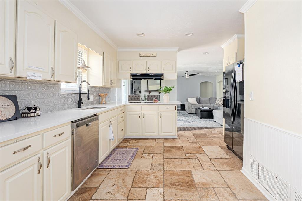 Lucas, Texas, 75002, United States, 4 Bedrooms Bedrooms, ,3 BathroomsBathrooms,Residential,For Sale,1837017