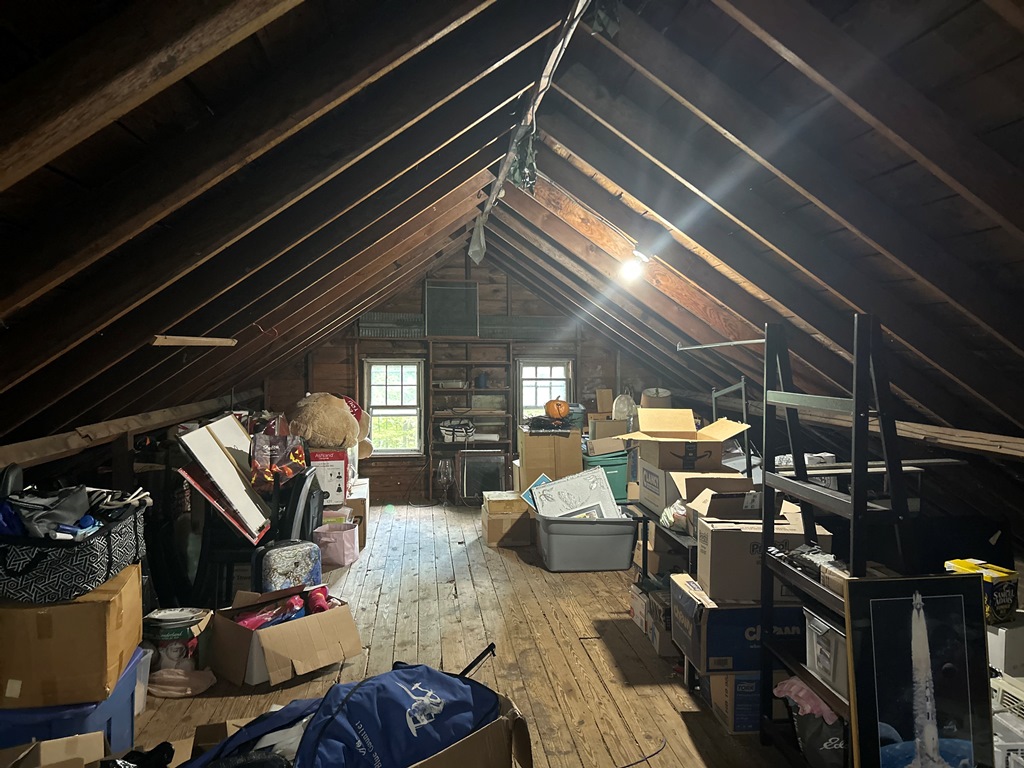 Holmes, New York, 12531, United States, 4 Bedrooms Bedrooms, ,2 BathroomsBathrooms,Residential,For Sale,1979476