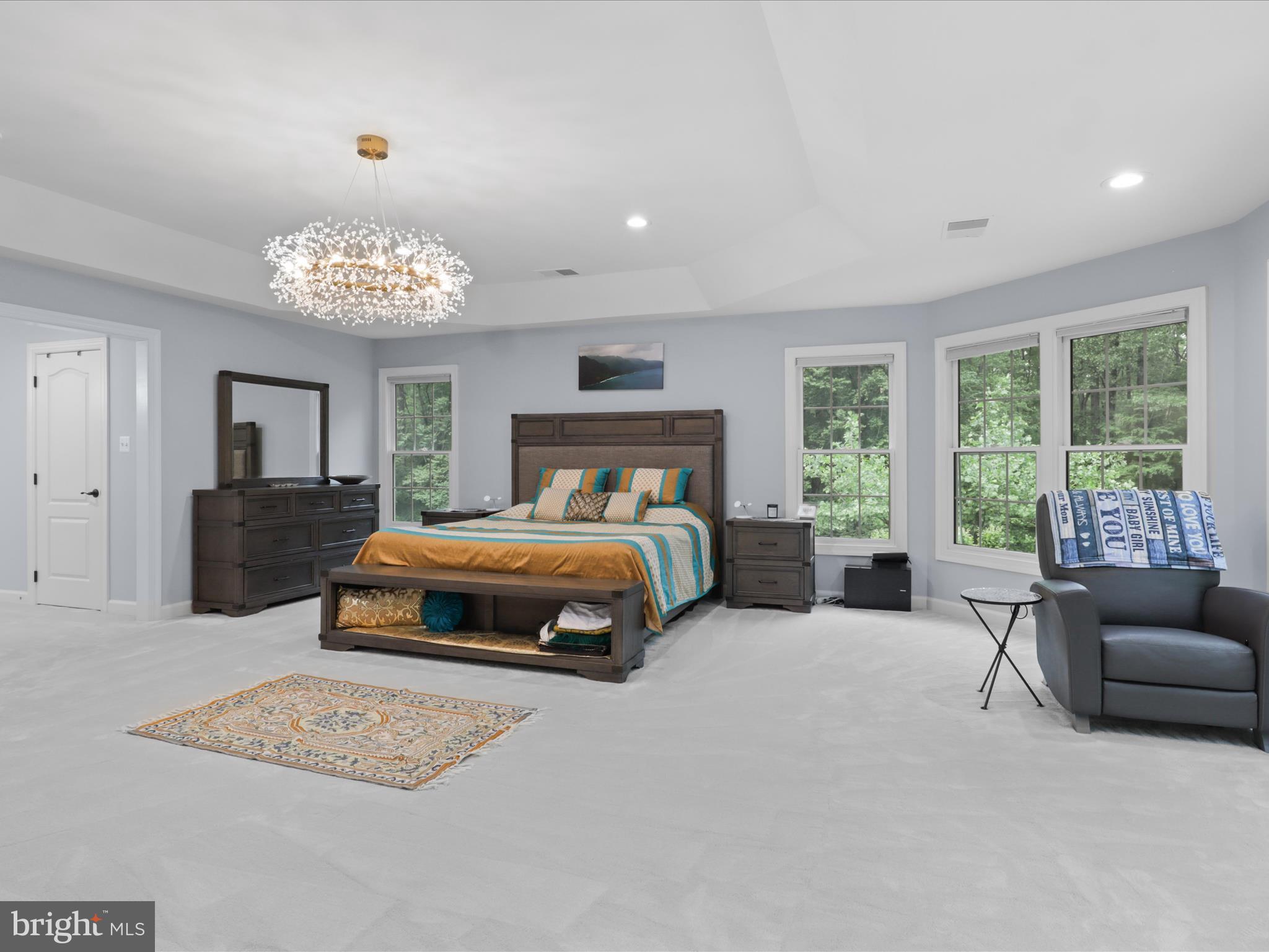 Fairfax Station, Virginia, 22039, United States, 5 Bedrooms Bedrooms, ,6 BathroomsBathrooms,Residential,For Sale,1810572