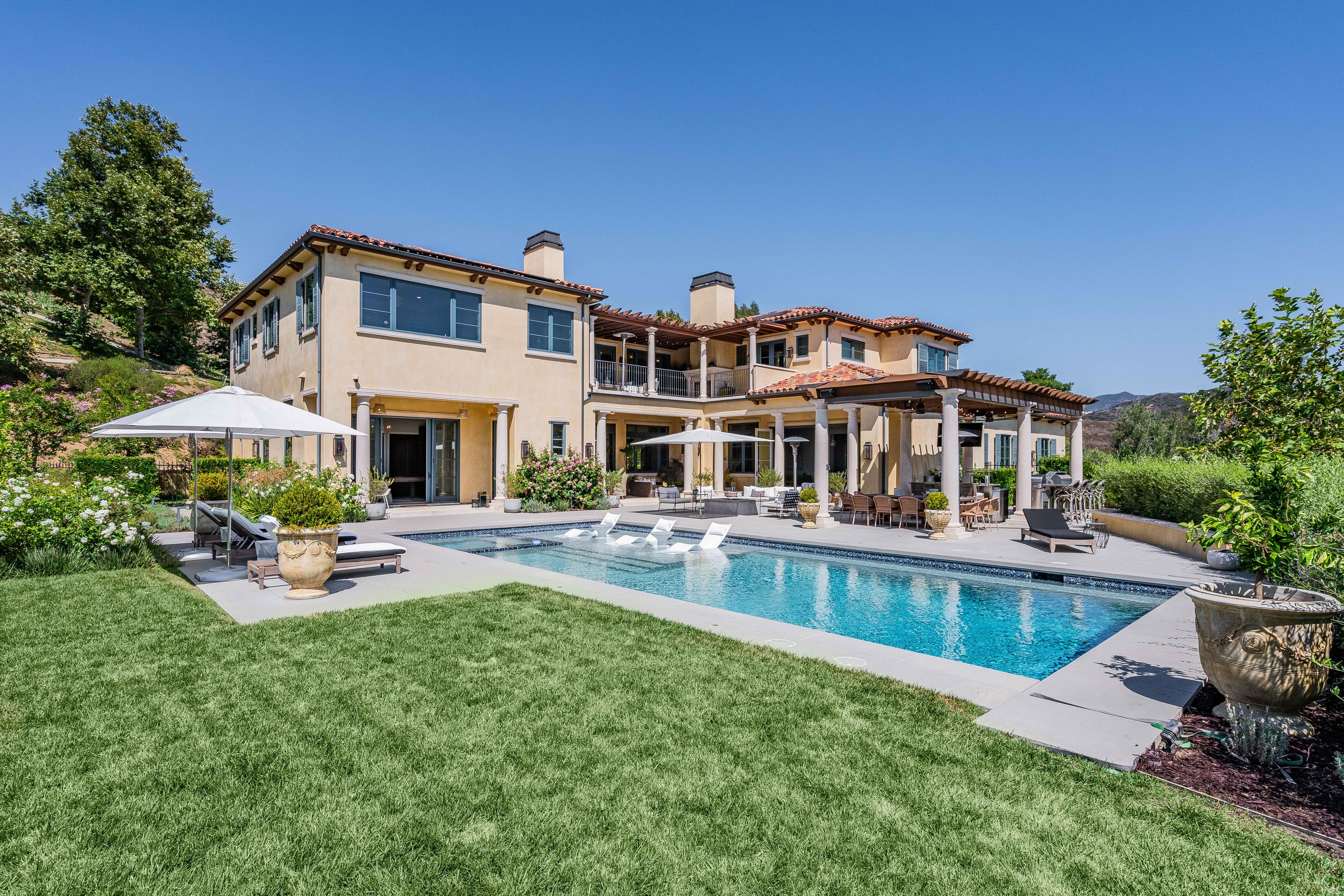 26769 Mulholland Hwy