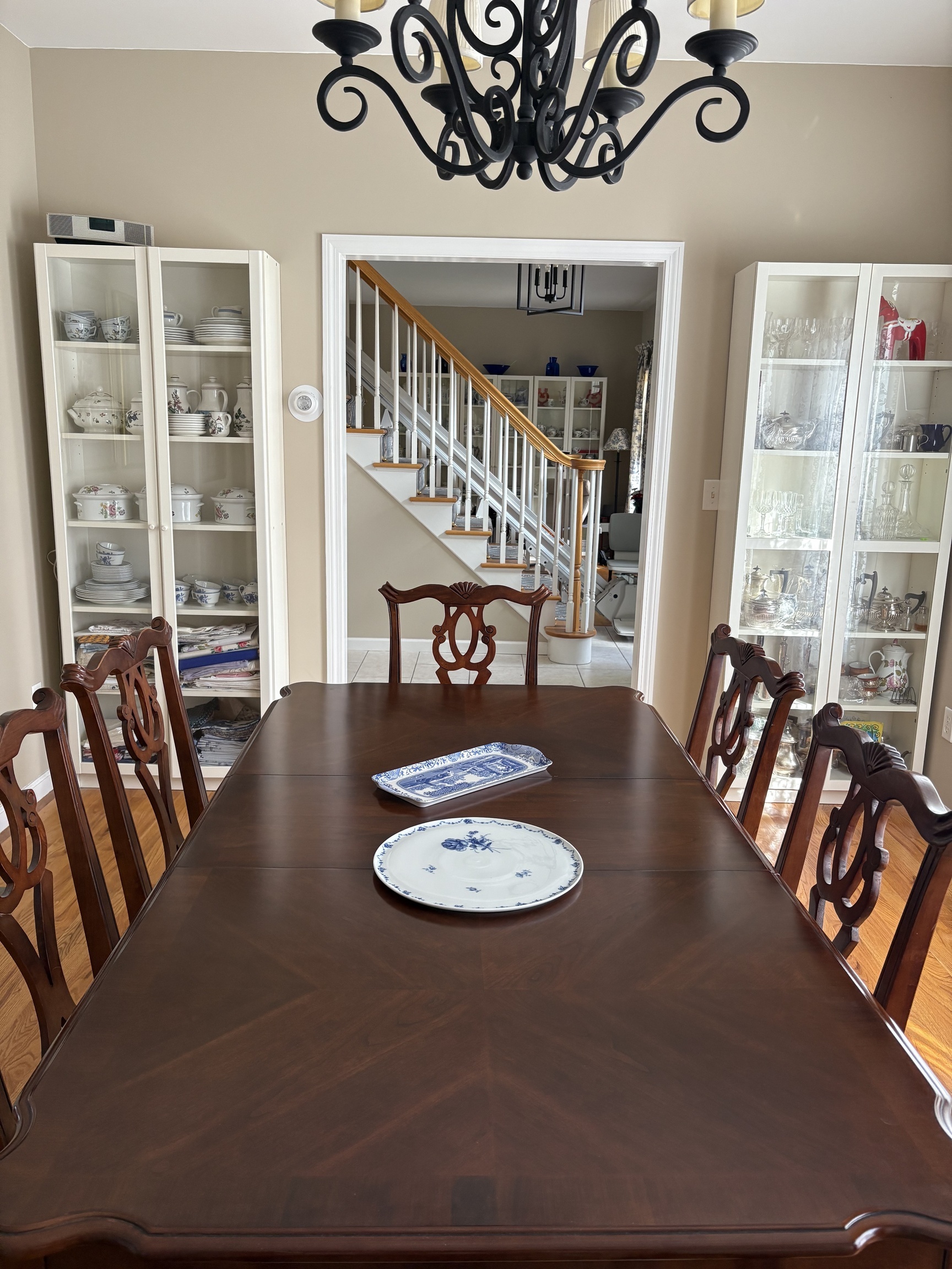 Clinton, Connecticut, 06413, United States, 4 Bedrooms Bedrooms, ,3 BathroomsBathrooms,Residential,For Sale,1989130