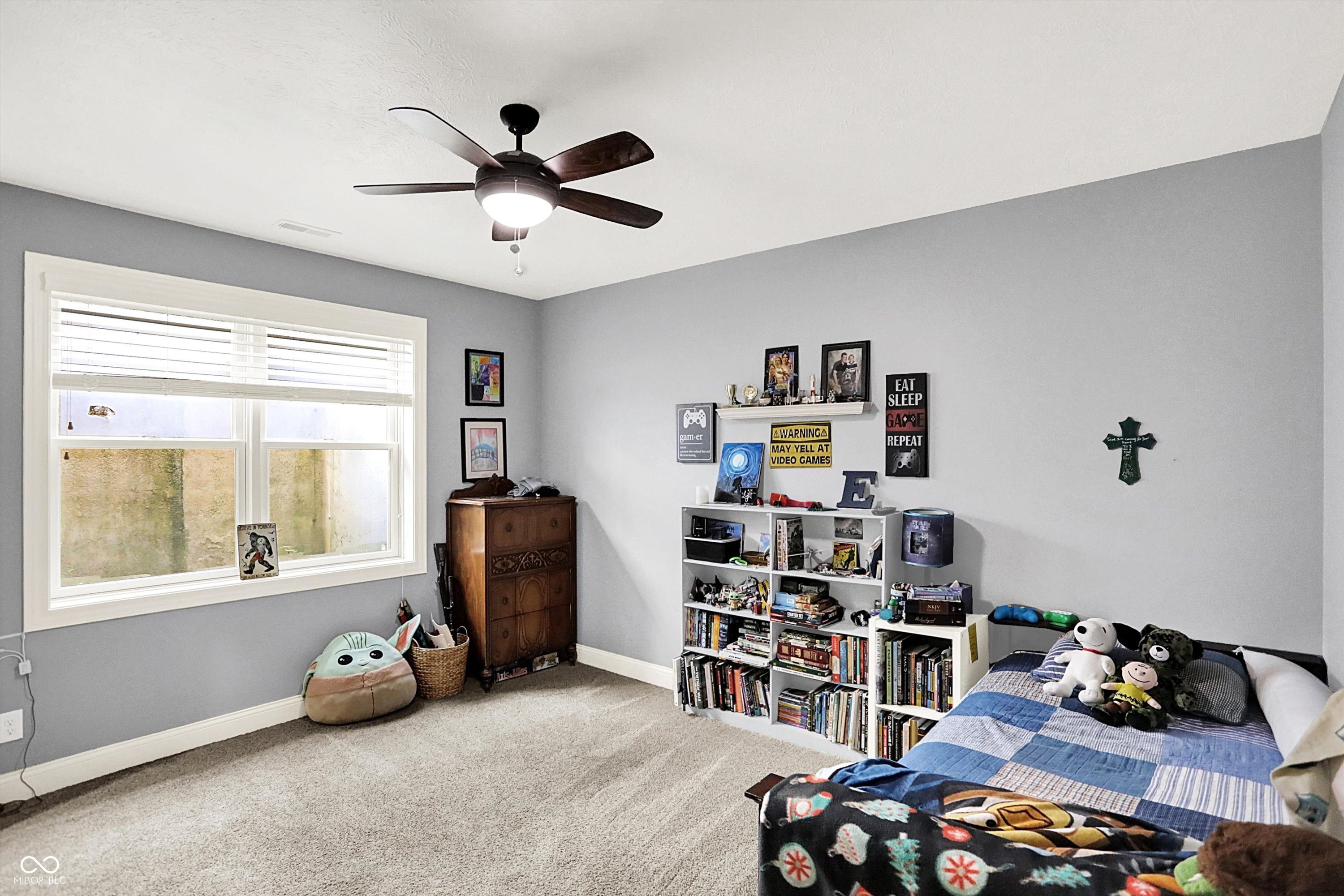 Greenwood, Indiana, 46143, United States, 4 Bedrooms Bedrooms, ,3 BathroomsBathrooms,Residential,For Sale,1974469