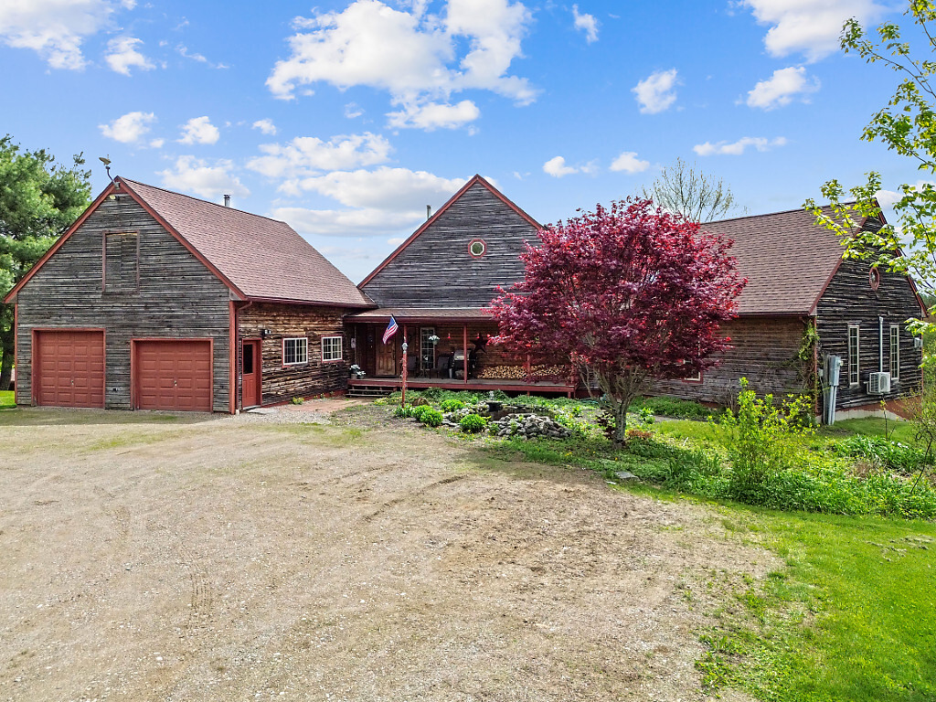 Liberty, Maine, 04949, United States, 2 Bedrooms Bedrooms, ,3 BathroomsBathrooms,Residential,For Sale,1838290