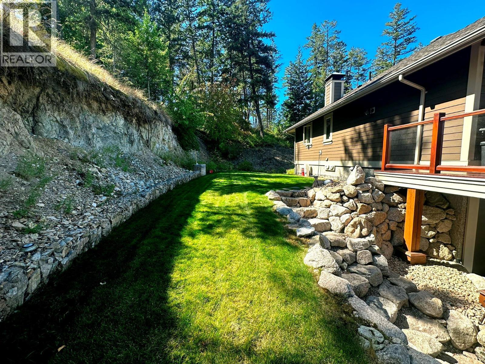 VERNON, British Columbia, V1H 1Y5, CA, 4 Bedrooms Bedrooms, ,2 BathroomsBathrooms,Residential,For Sale,1948063