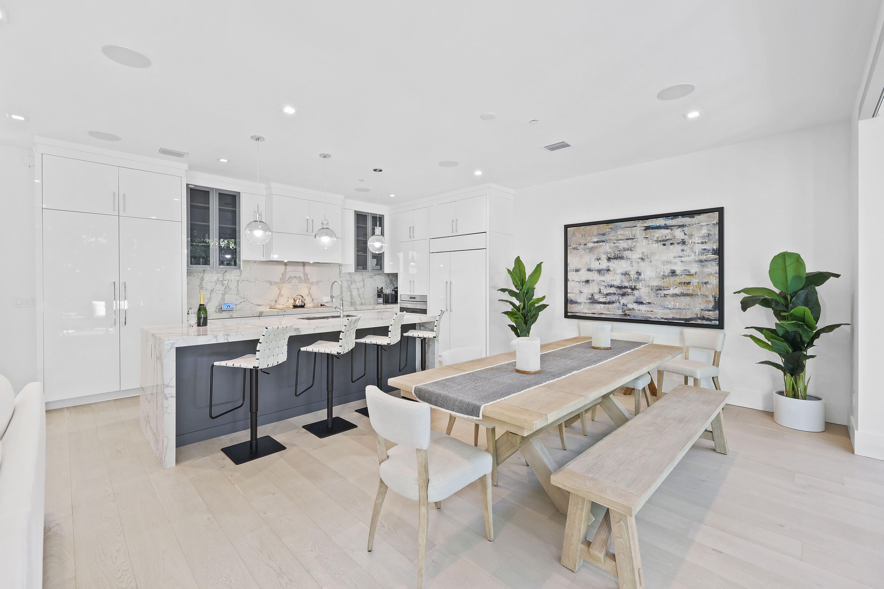 Delray Beach, Florida, 33483, United States, 3 Bedrooms Bedrooms, ,4 BathroomsBathrooms,Residential,For Sale,1940237