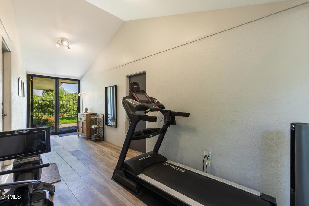 La Canada Flintridge, California, 91011, United States, 3 Bedrooms Bedrooms, ,3 BathroomsBathrooms,Residential,For Sale,1941612