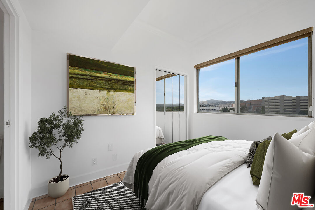 Los Angeles, California, 90024, United States, 3 Bedrooms Bedrooms, ,1 BathroomBathrooms,Residential,For Sale,1819230