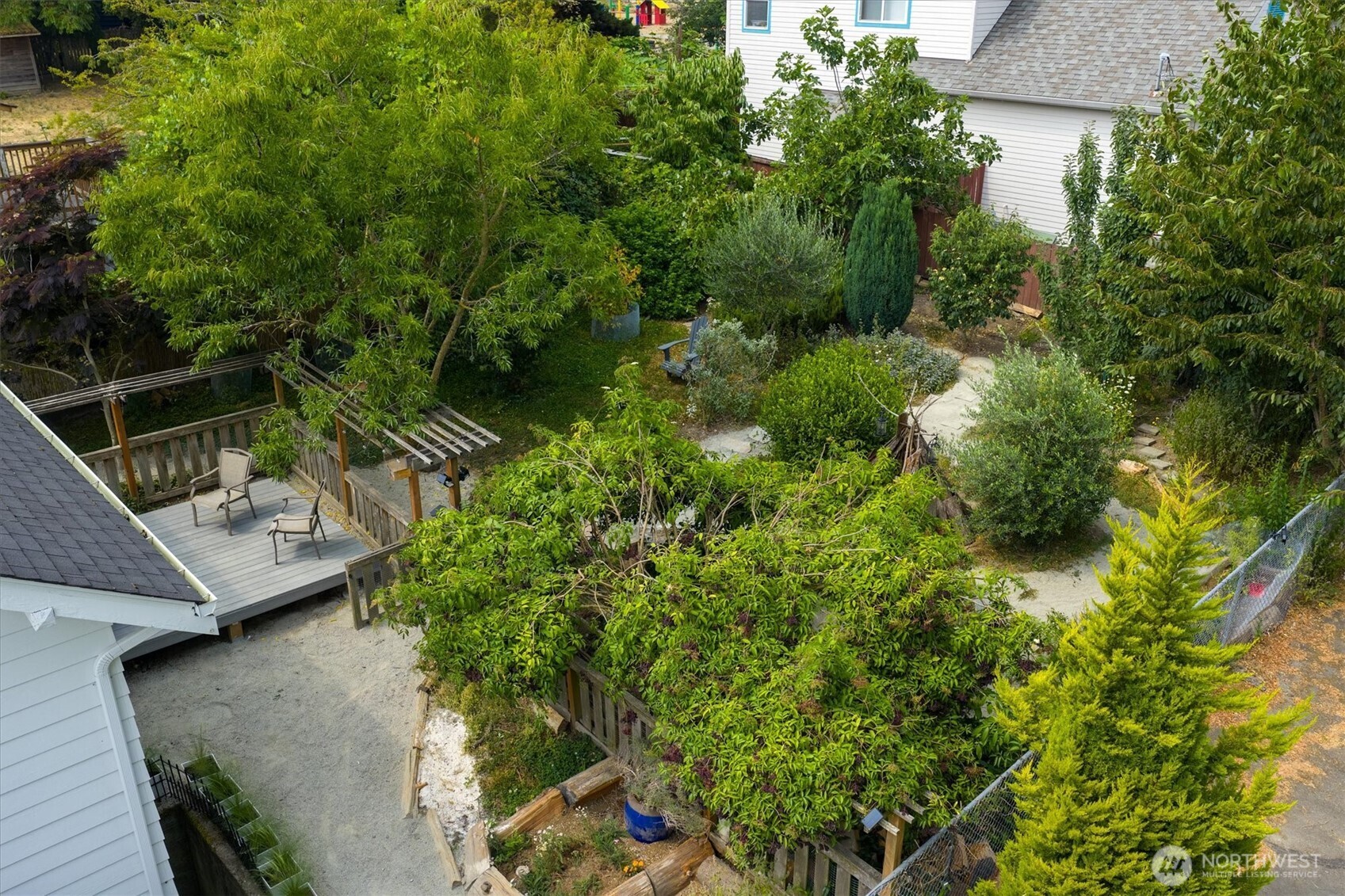 Seattle, Washington, 98108, United States, 4 Bedrooms Bedrooms, ,2 BathroomsBathrooms,Residential,For Sale,1912316