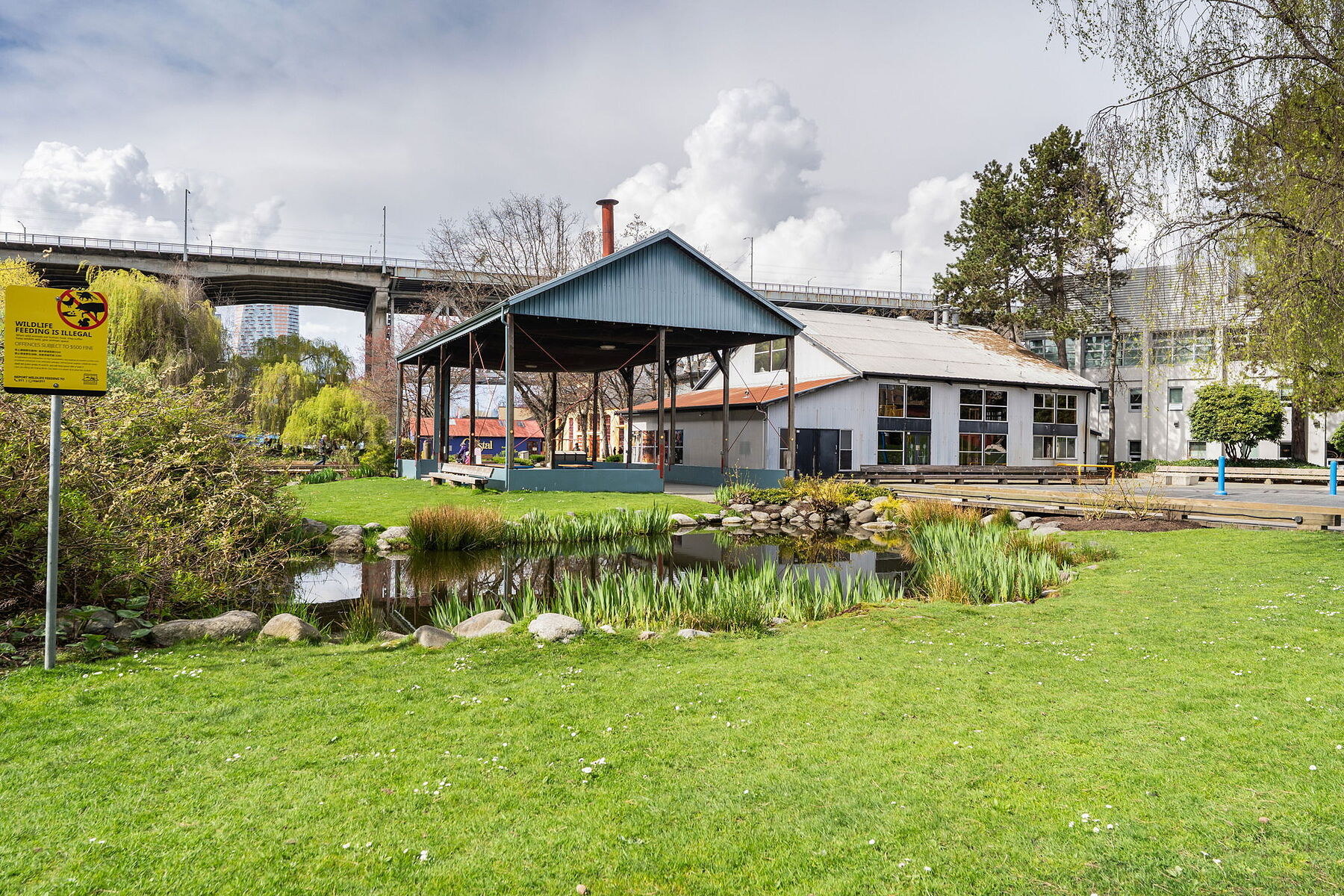  False Creek Seawall Townhouse - 物件實景