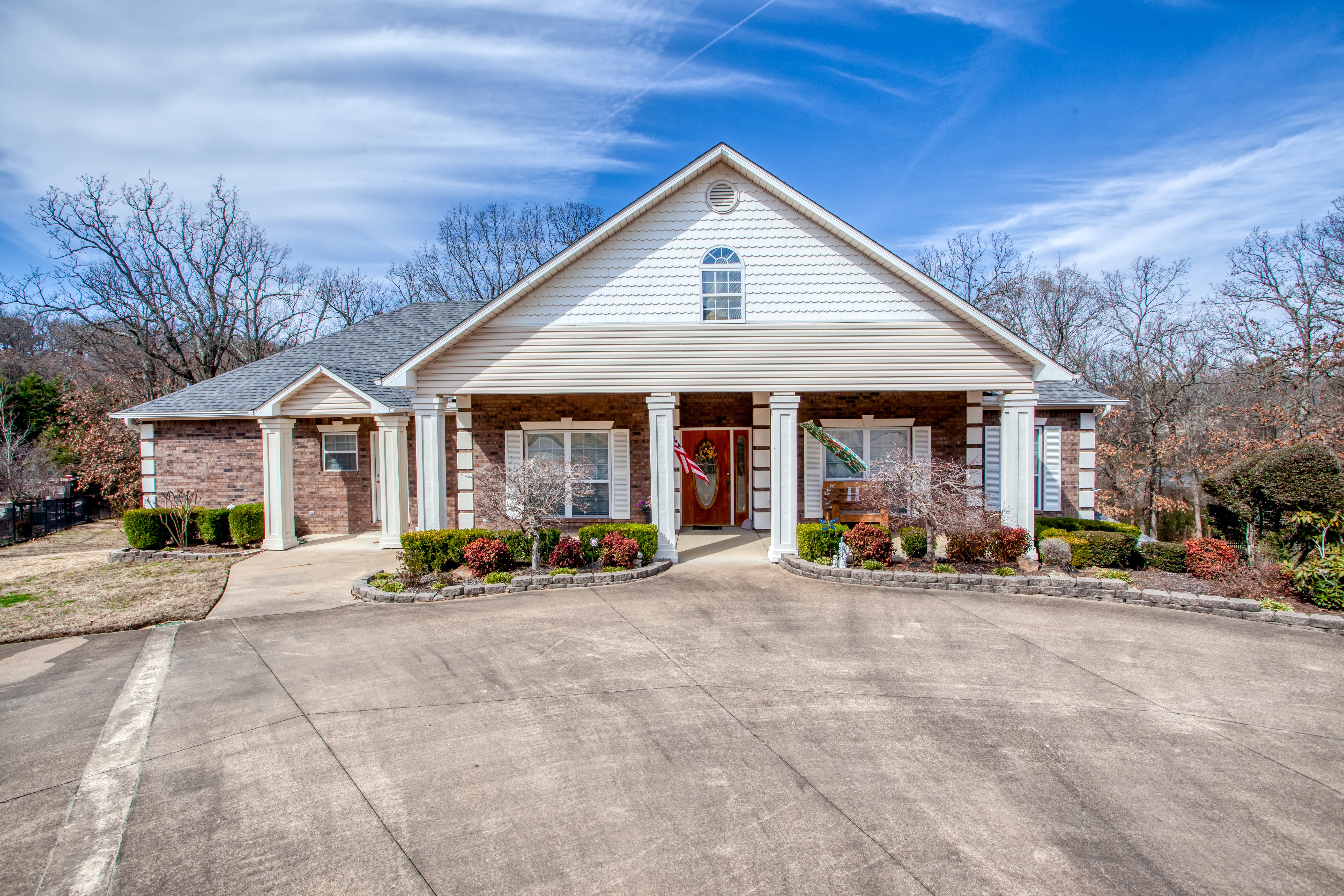 Fort Smith, Arkansas, 72903, United States, 5 Bedrooms Bedrooms, ,4 BathroomsBathrooms,Residential,For Sale,1941738