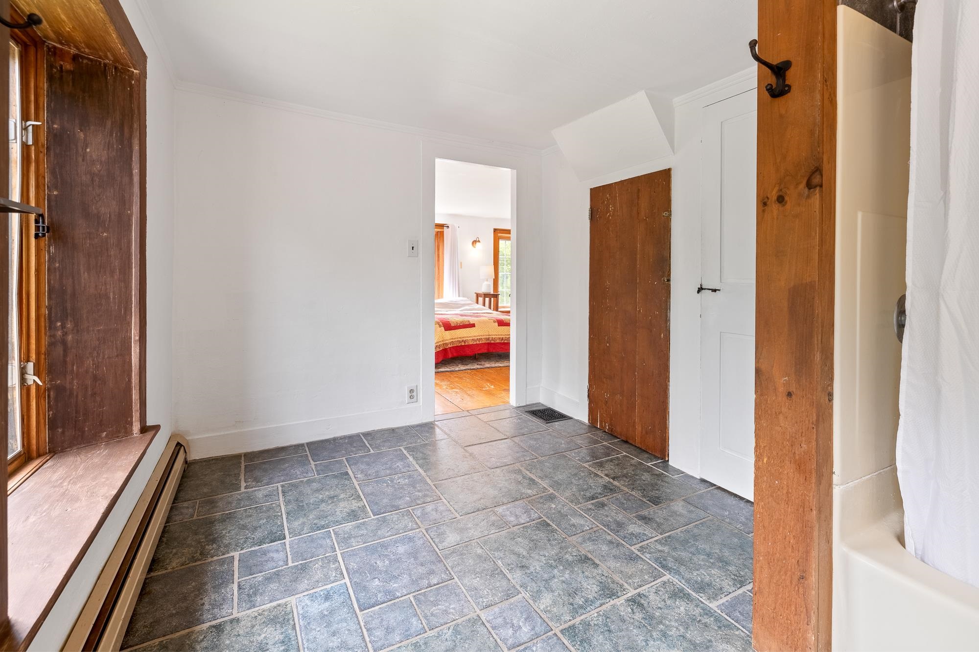 Lyme, New Hampshire, 03768, United States, 3 Bedrooms Bedrooms, ,2 BathroomsBathrooms,Residential,For Sale,1862364