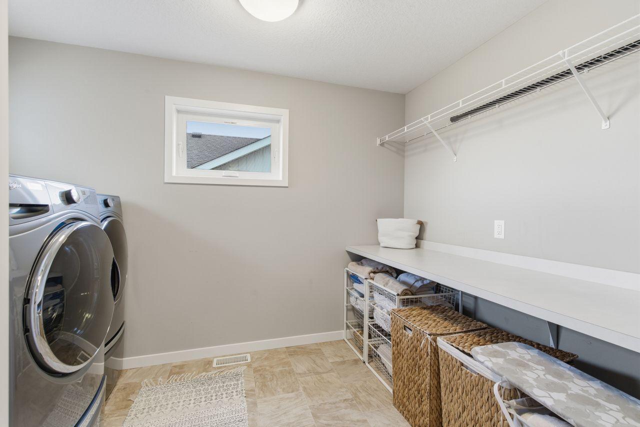 Maple Grove, Minnesota, 55369, United States, 3 Bedrooms Bedrooms, ,3 BathroomsBathrooms,Residential,For Sale,1970604