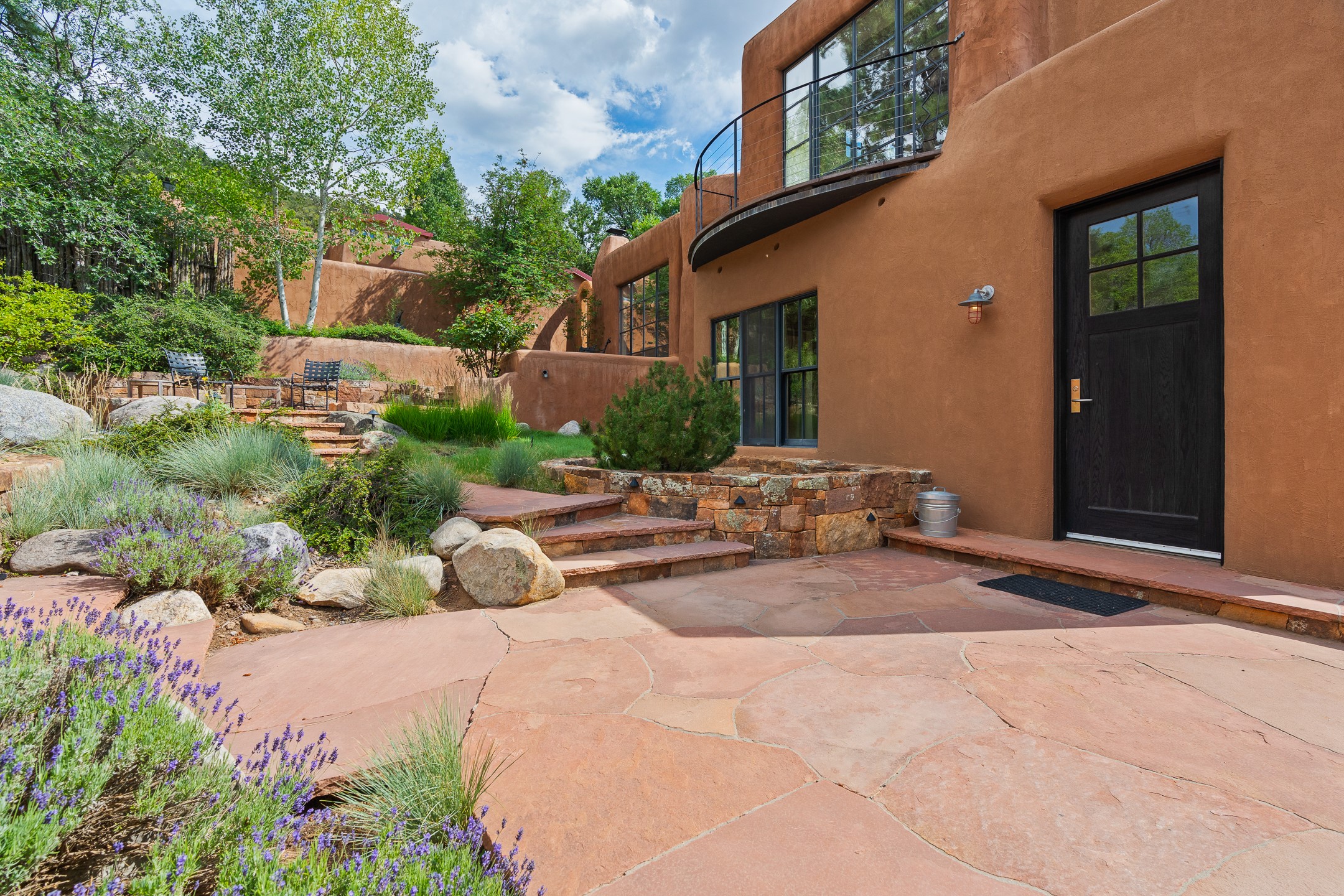  1684 Upper Canyon Rd - 物件實景