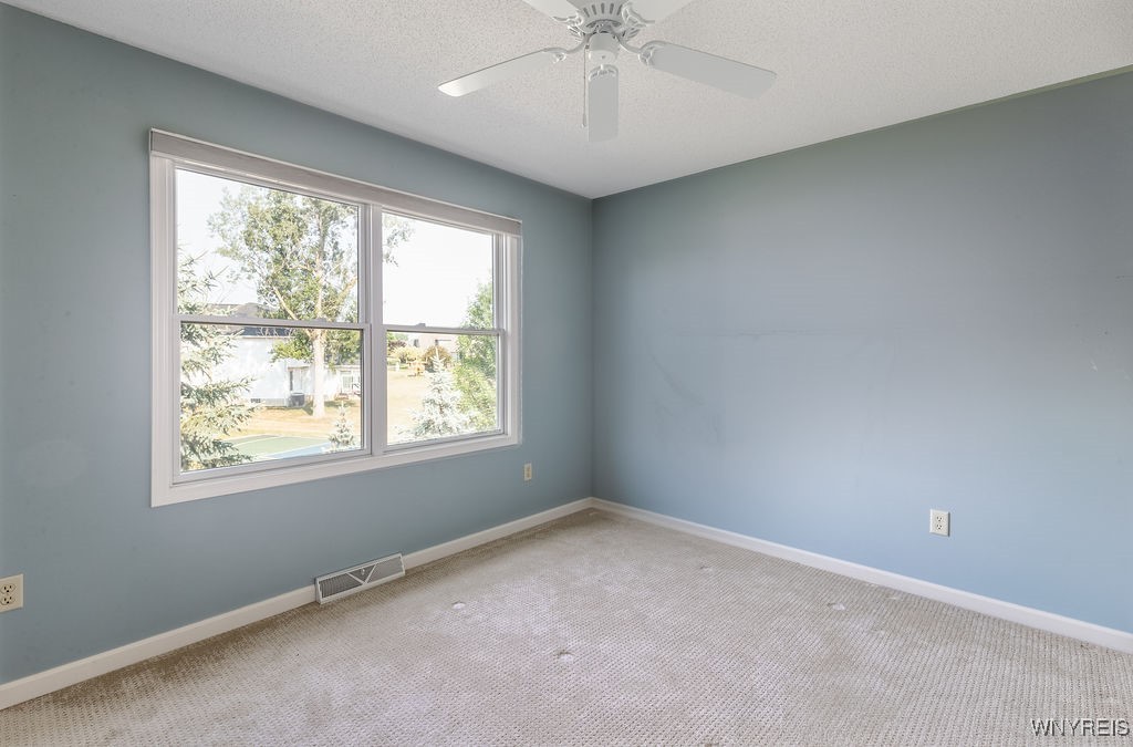 Amherst, New York, 14221, United States, 3 Bedrooms Bedrooms, ,3 BathroomsBathrooms,Residential,For Sale,1938327