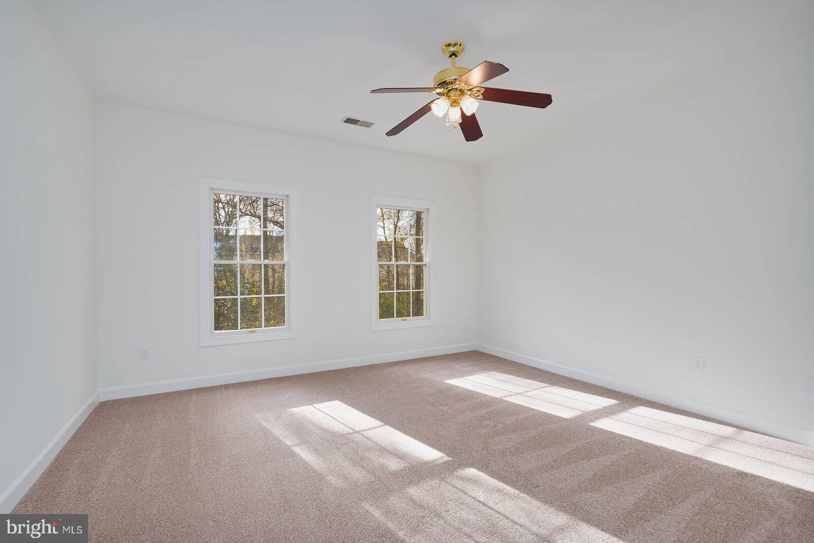 Edgewater, Maryland, 21037, United States, 3 Bedrooms Bedrooms, ,3 BathroomsBathrooms,Residential,For Sale,1998056