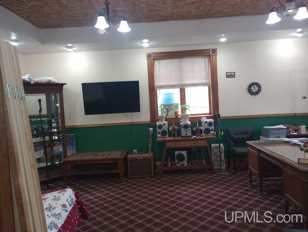 Calumet, Michigan, 49913, United States, 1 Bedroom Bedrooms, ,1 BathroomBathrooms,Residential,For Sale,1921987