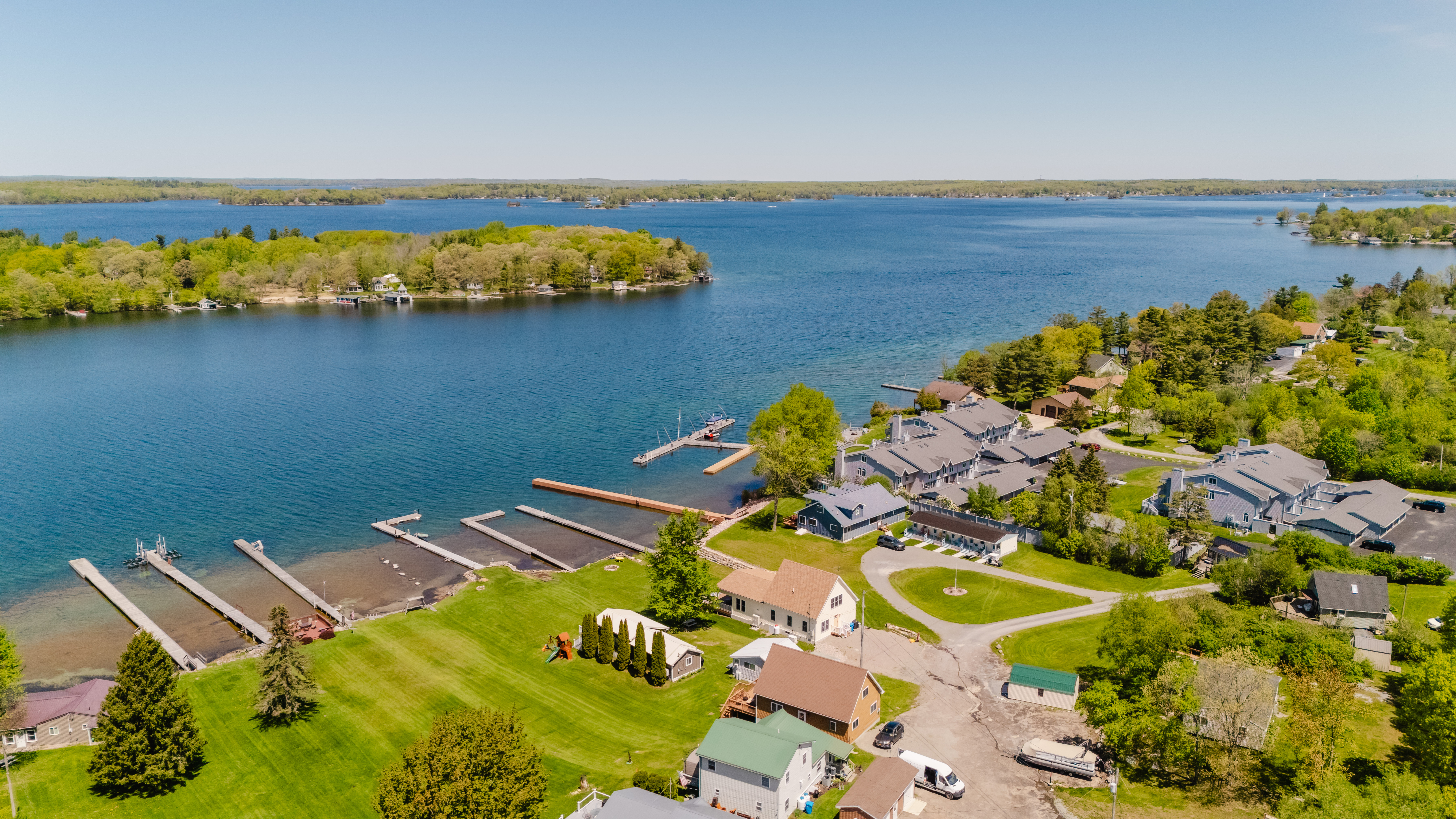  Saint Lawrence River Sunsets and Waterfront Living - 物件實景