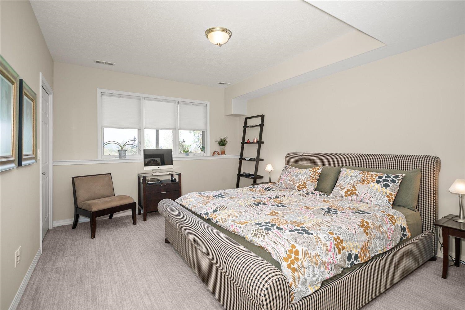 Spokane, Washington, 99223, United States, 6 Bedrooms Bedrooms, ,5 BathroomsBathrooms,Residential,For Sale,1978662