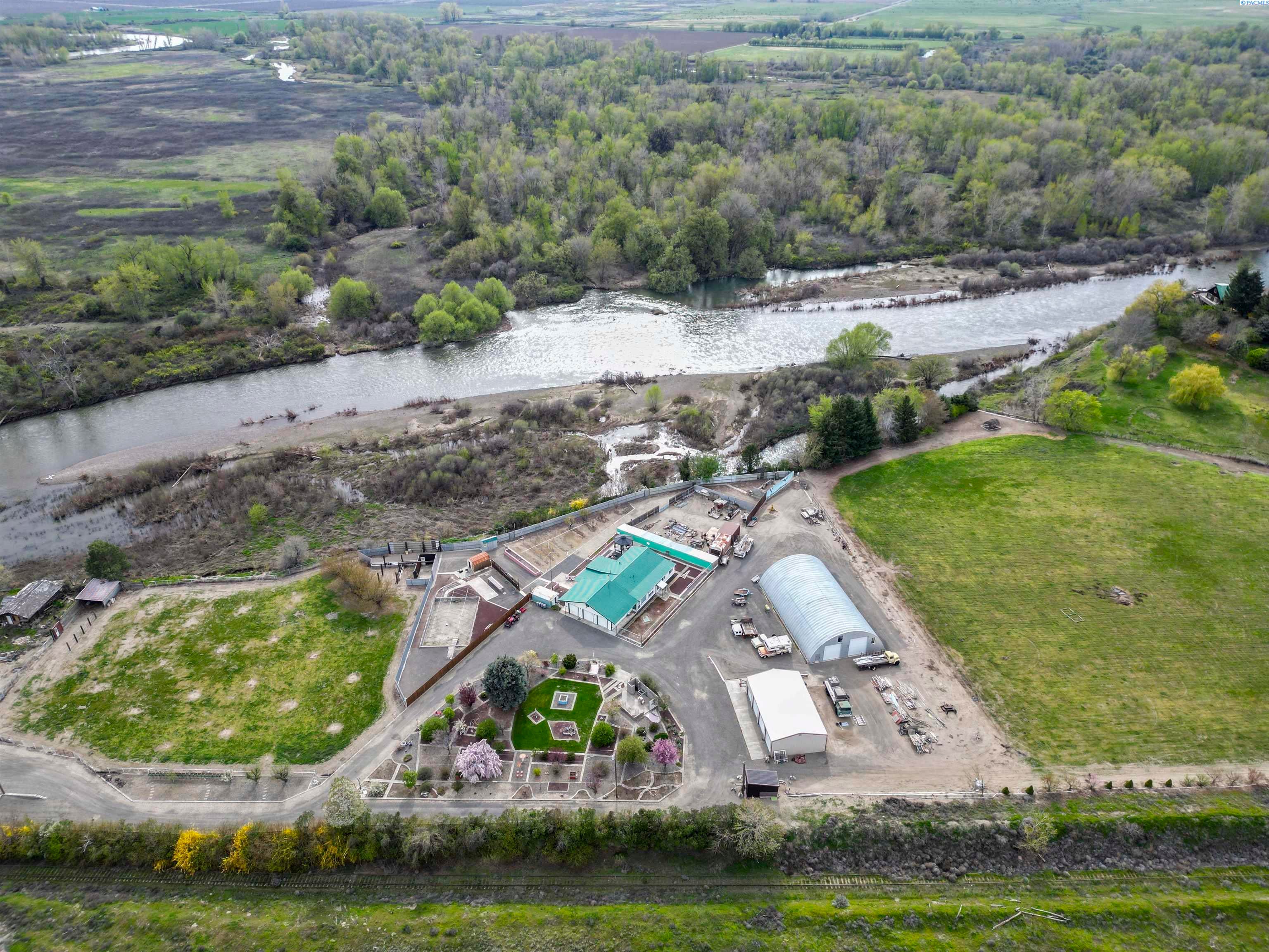 Granger, Washington, 98932, United States, 4 Bedrooms Bedrooms, ,1 BathroomBathrooms,Residential,For Sale,1975233