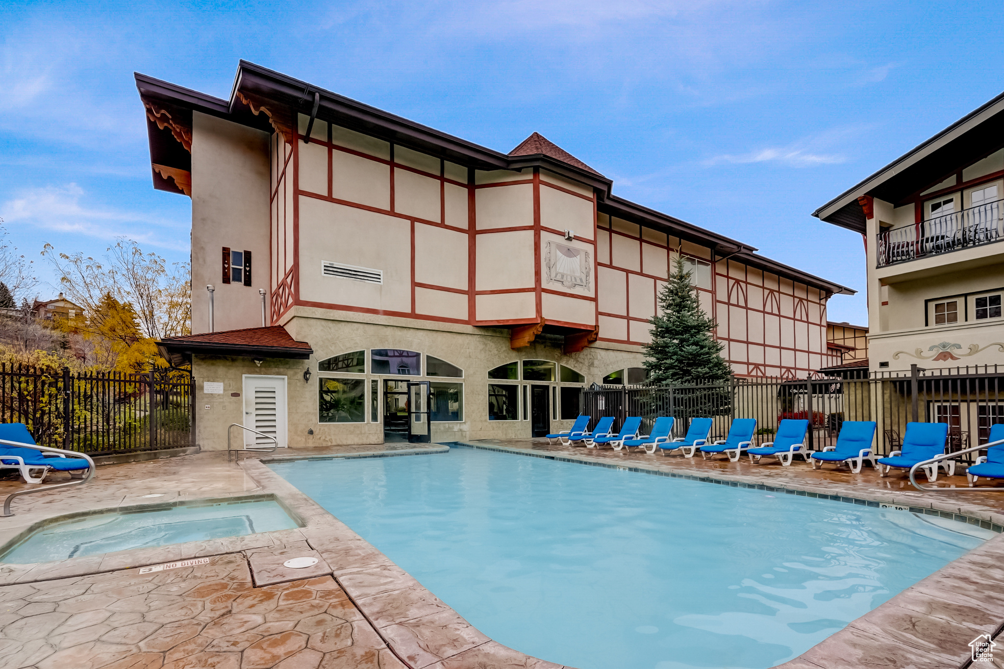 Midway, Utah, 84049, United States, 3 Bedrooms Bedrooms, ,3 BathroomsBathrooms,Residential,For Sale,1827557