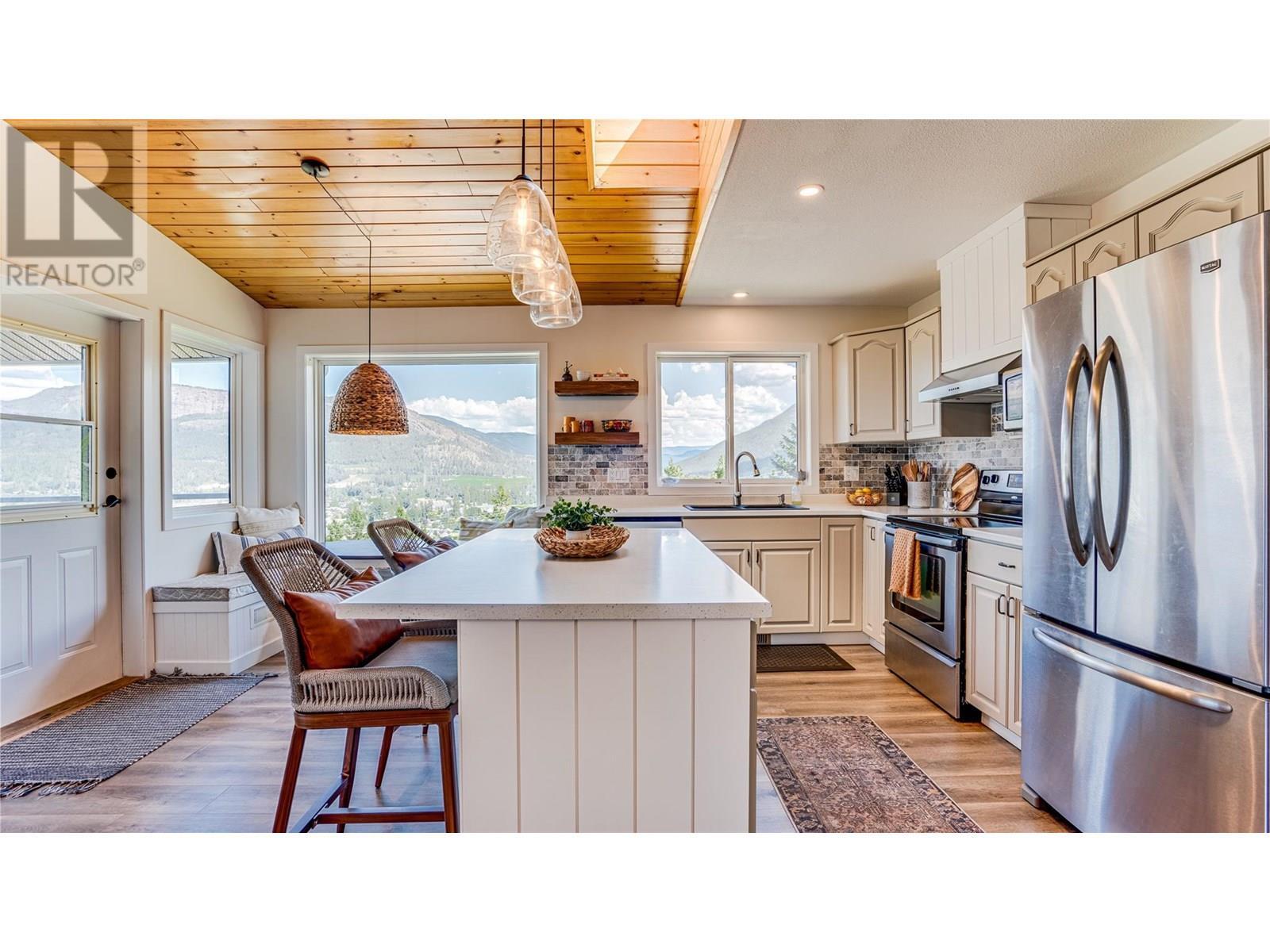 ENDERBY, British Columbia, V4Y 4B8, CA, 4 Bedrooms Bedrooms, ,3 BathroomsBathrooms,Residential,For Sale,1906459