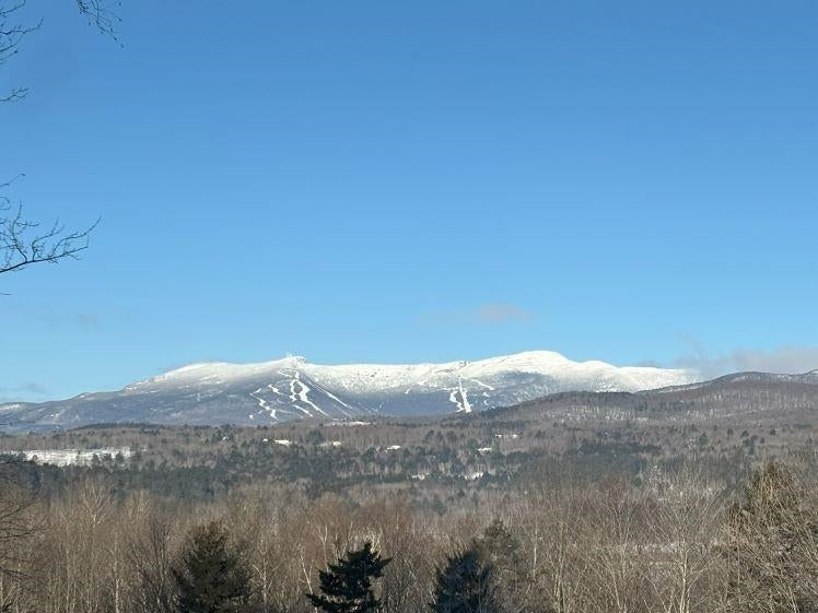 Stowe, Vermont, 05672, United States, 3 Bedrooms Bedrooms, ,2 BathroomsBathrooms,Residential,For Sale,1907047