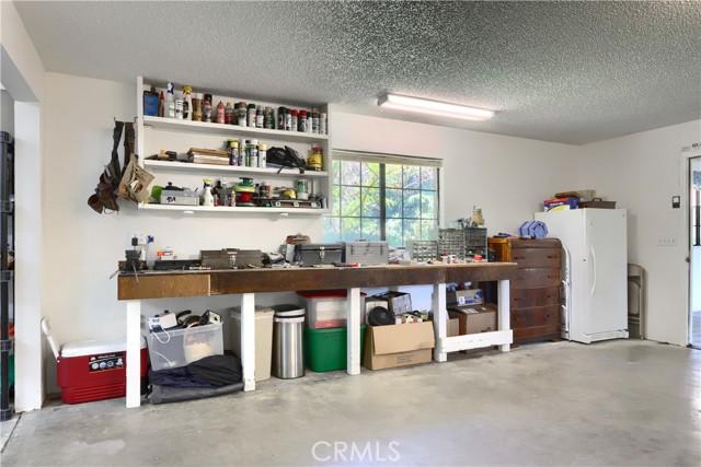 Ahwahnee, California, 93601, United States, 3 Bedrooms Bedrooms, ,2 BathroomsBathrooms,Residential,For Sale,1888676