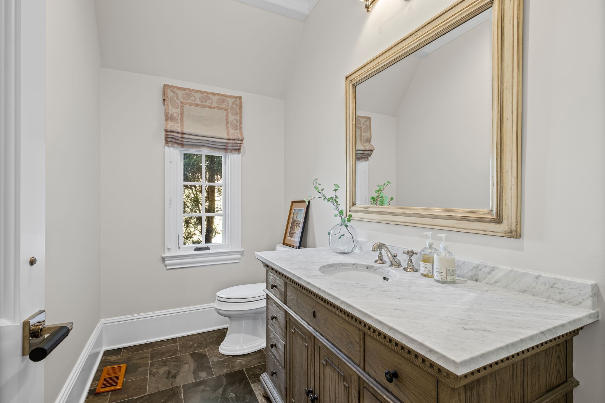  513 Legends Ridge Ct, Franklin, TN, 37069 - 物件實景