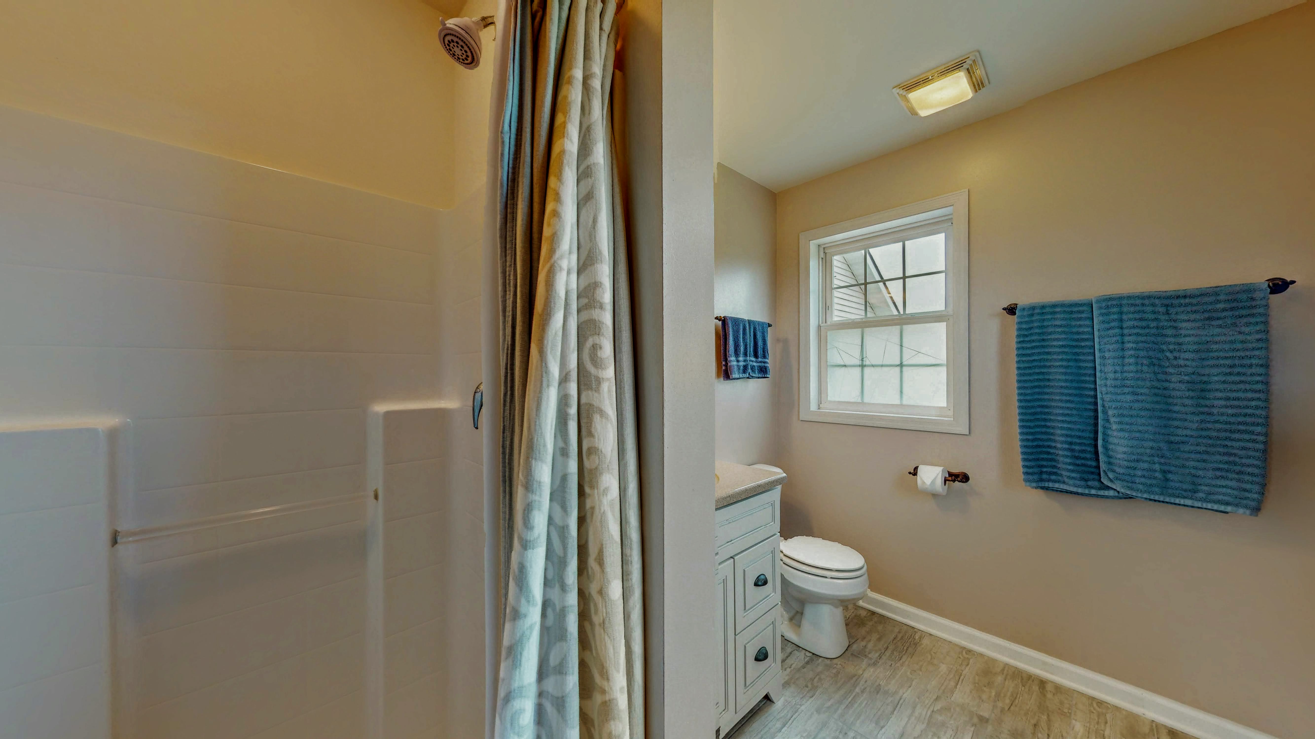 Koshkonong, Wisconsin, 53538, United States, 4 Bedrooms Bedrooms, ,4 BathroomsBathrooms,Residential,For Sale,1982148