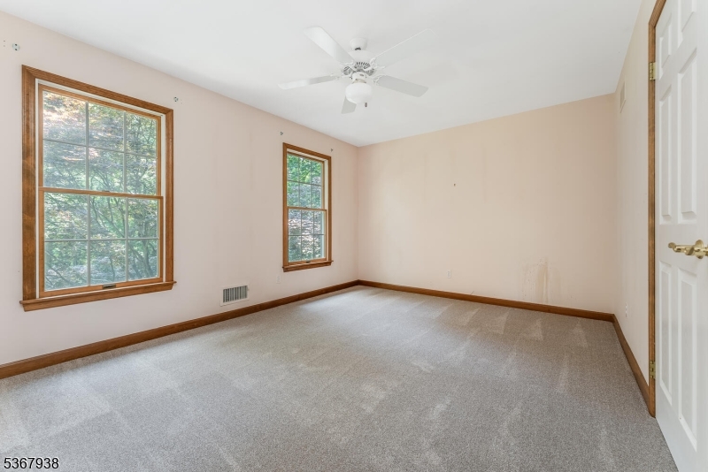 Raritan Twp., New Jersey, 08822, United States, 4 Bedrooms Bedrooms, ,3 BathroomsBathrooms,Residential,For Sale,1988299