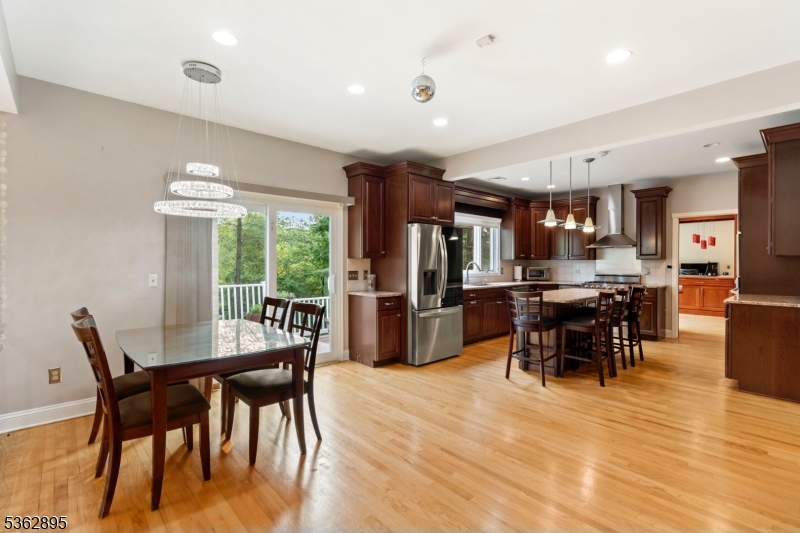 Sparta Twp., New Jersey, 07871, United States, 4 Bedrooms Bedrooms, ,4 BathroomsBathrooms,Residential,For Sale,1847599