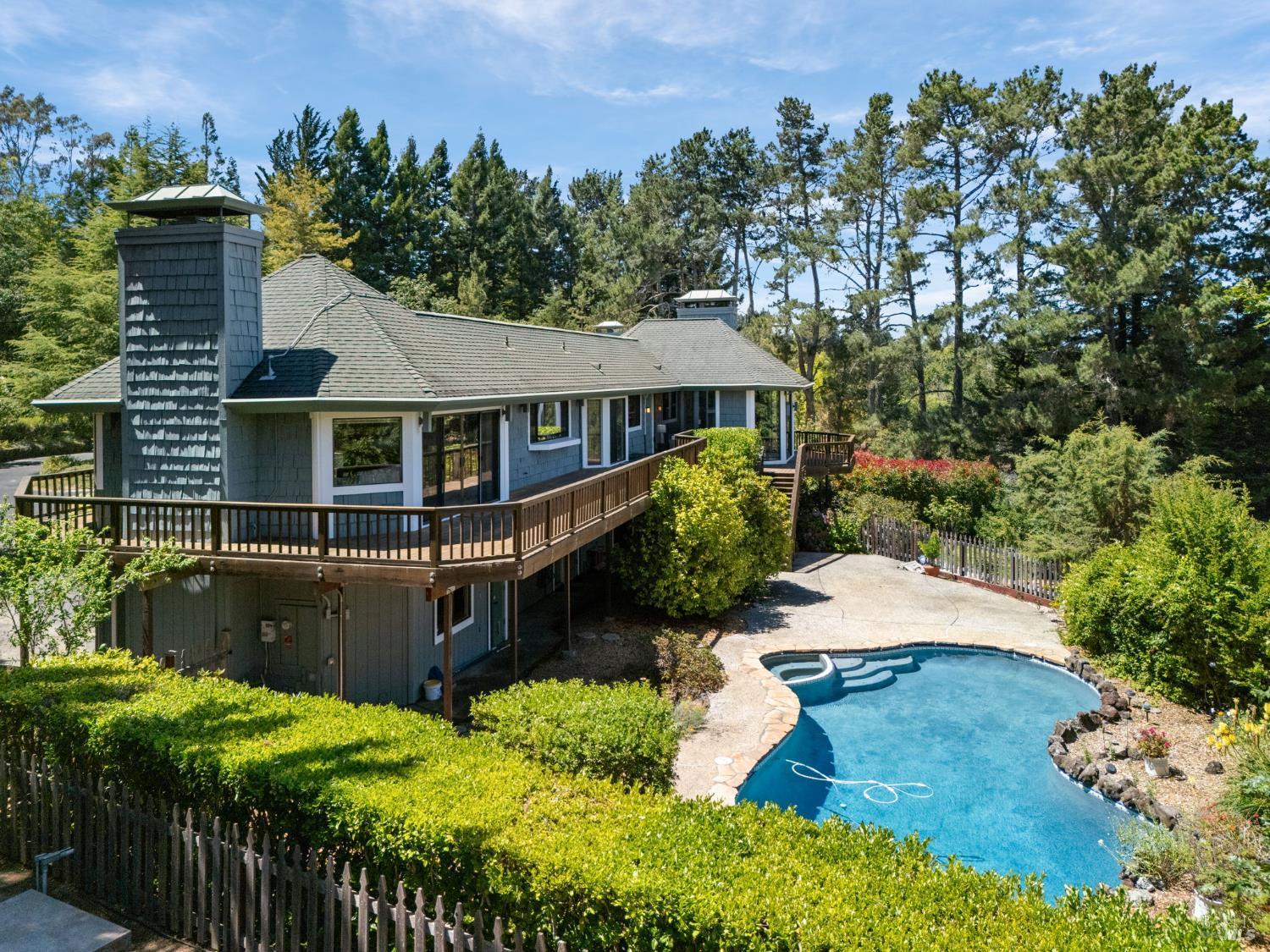 Sebastopol, California, 95472, United States, 4 Bedrooms Bedrooms, ,5 BathroomsBathrooms,Residential,For Sale,1980868