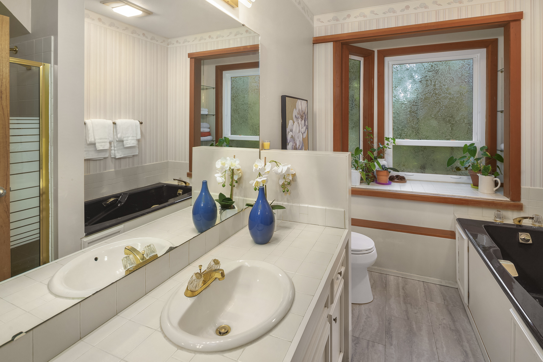 14130 SE 49th Place, Bellevue, WA 98006 - 物件實景