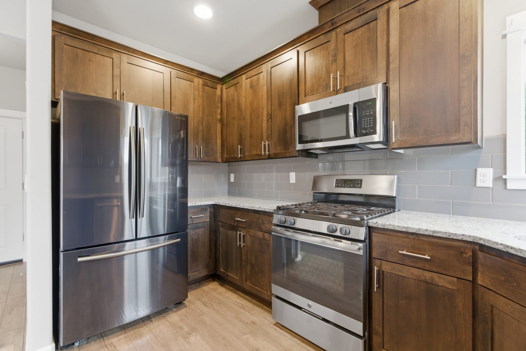  3091 NE HIDDEN MEADOW DR McMinnville, OR 97128 - 物件實景